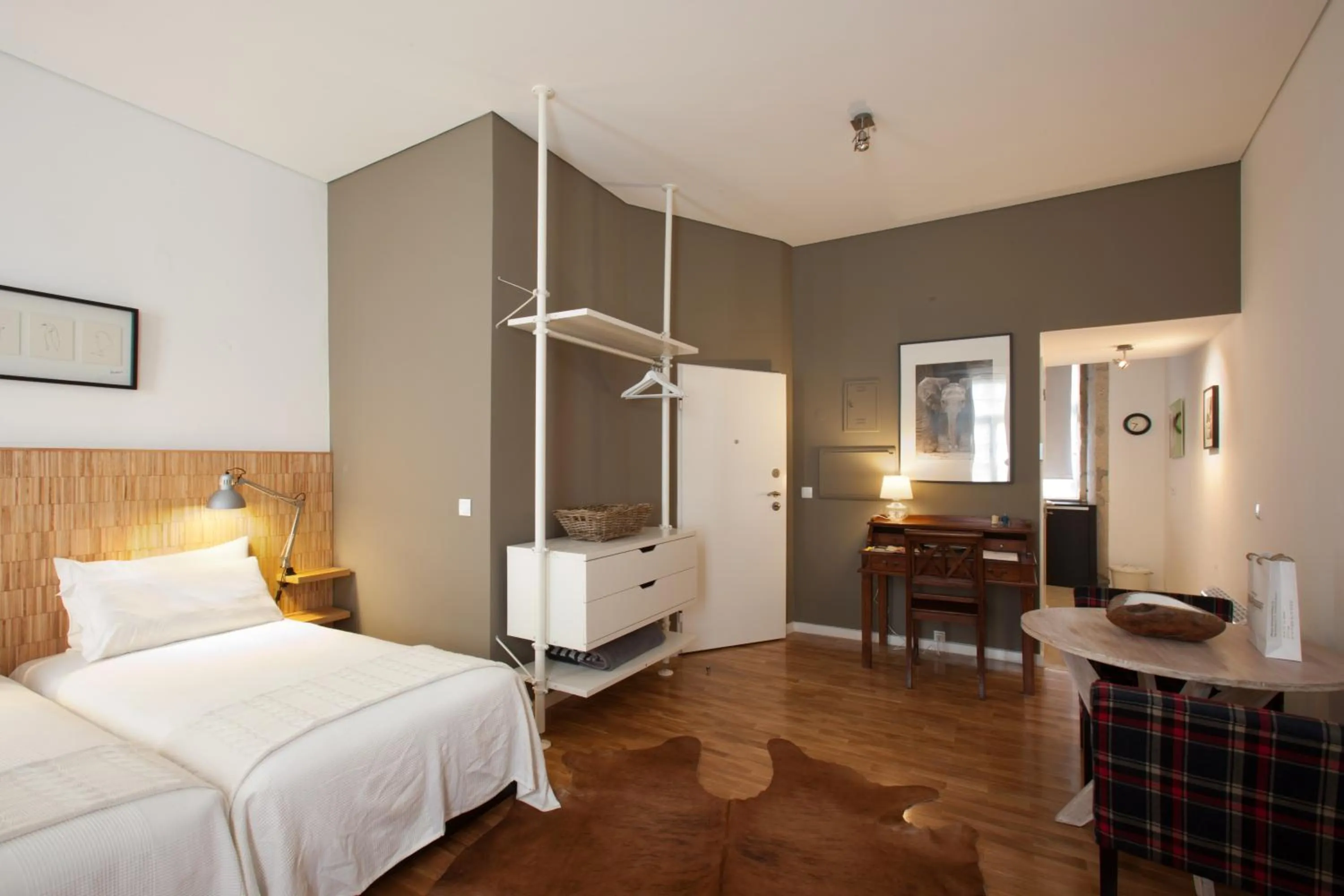 Decorative detail, Bed in PortoSense Ribeira