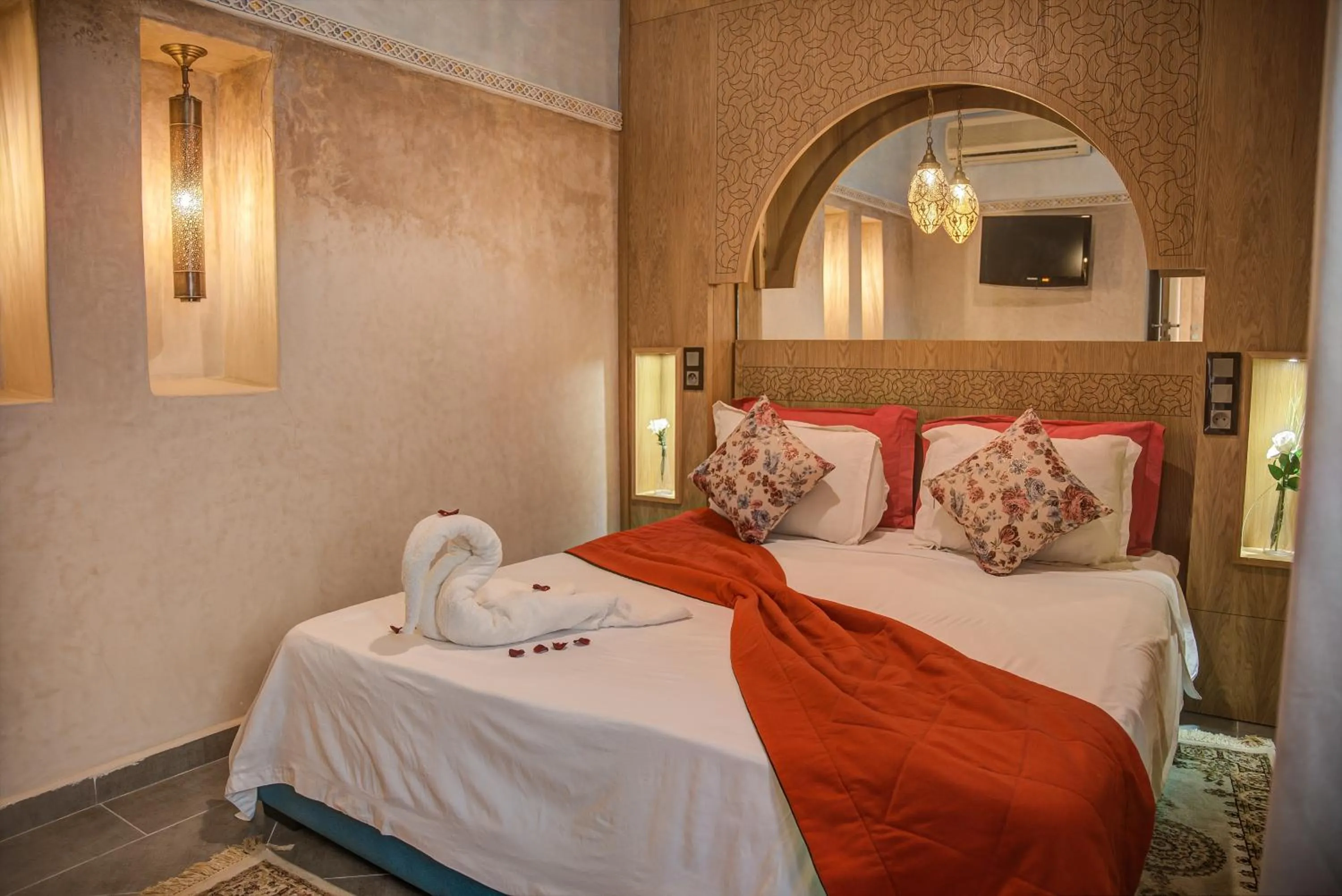 Bed in Riad Les Oliviers & Spa