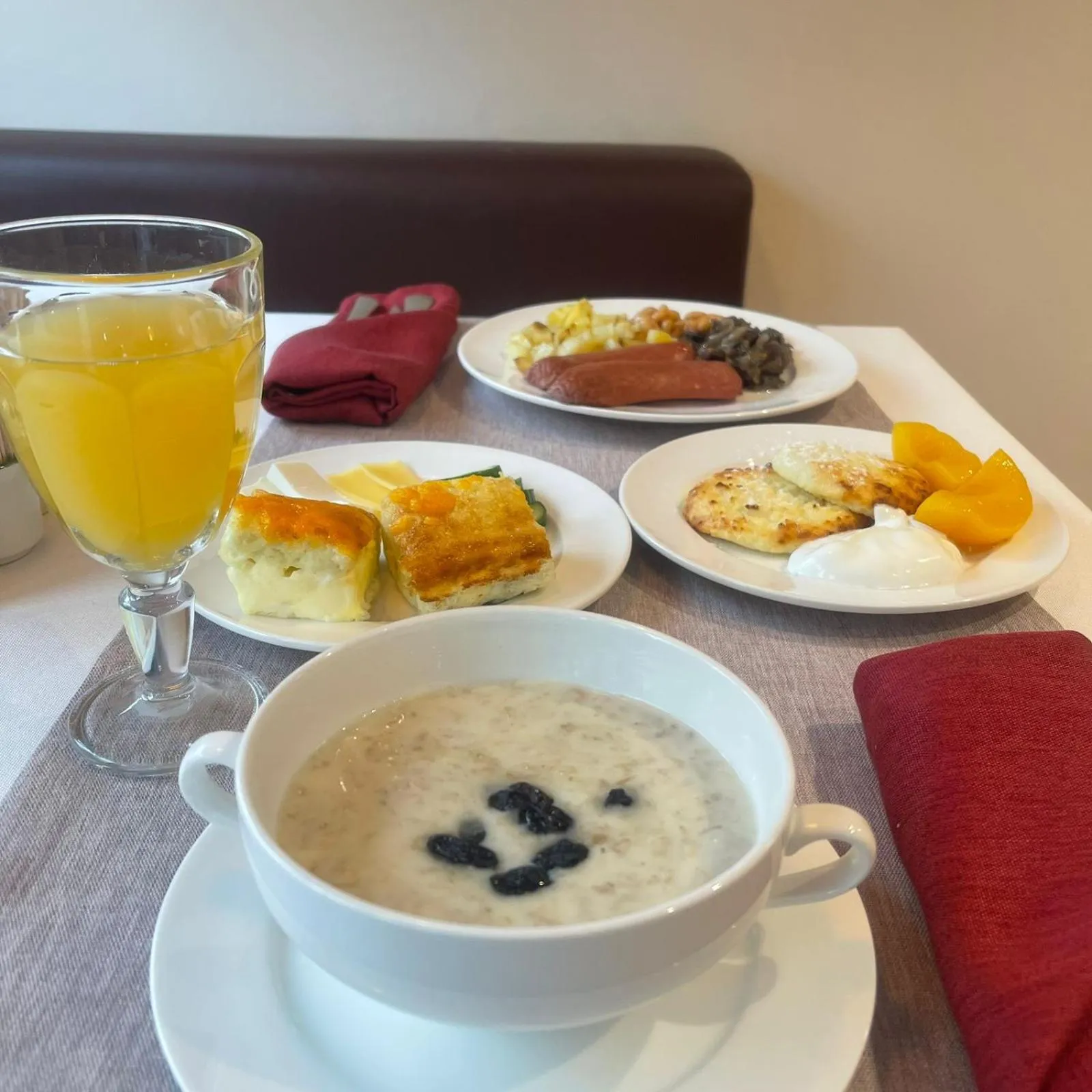 Food and drinks in Chagala Hotel Uralsk