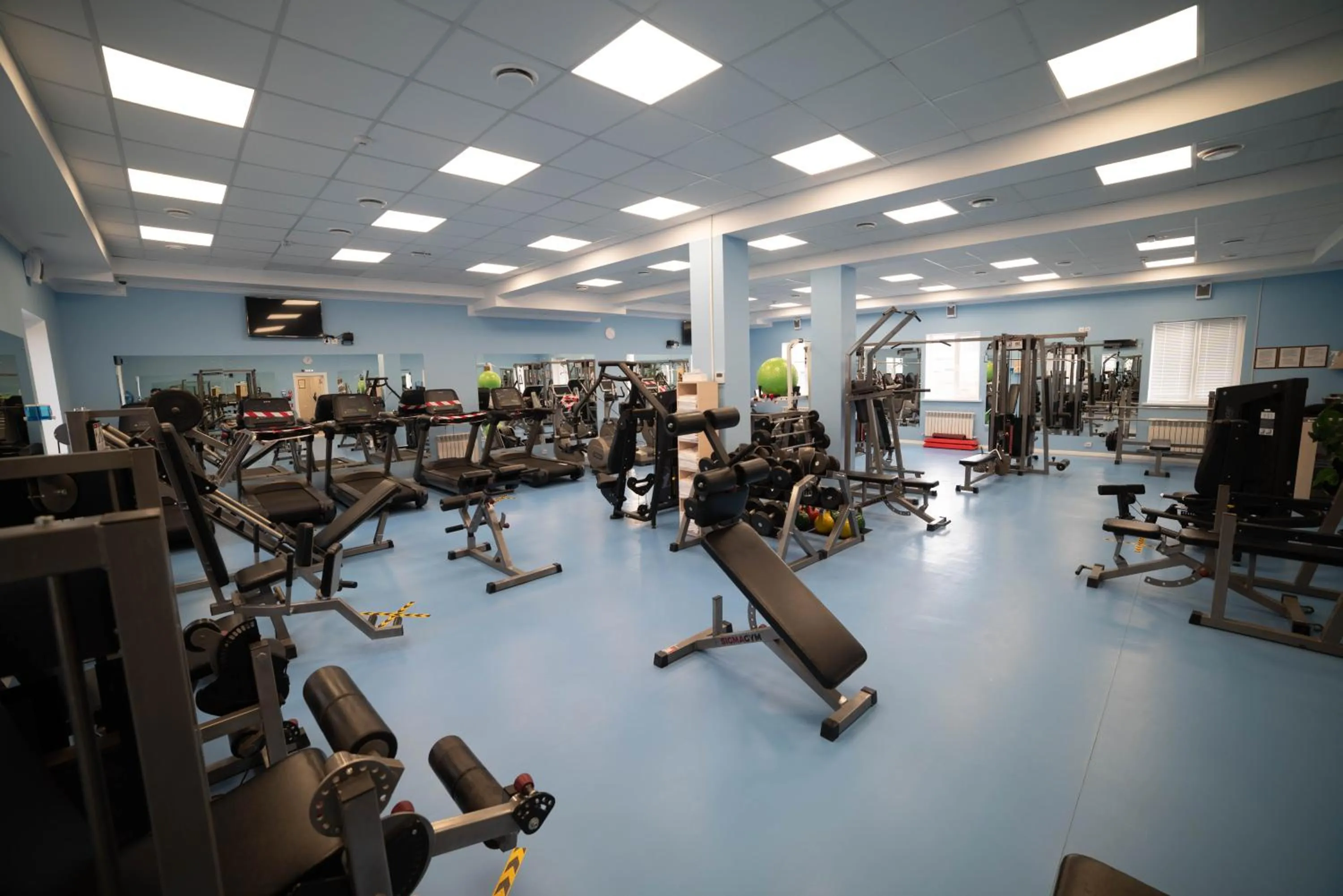 Fitness centre/facilities in Chagala Hotel Aksai
