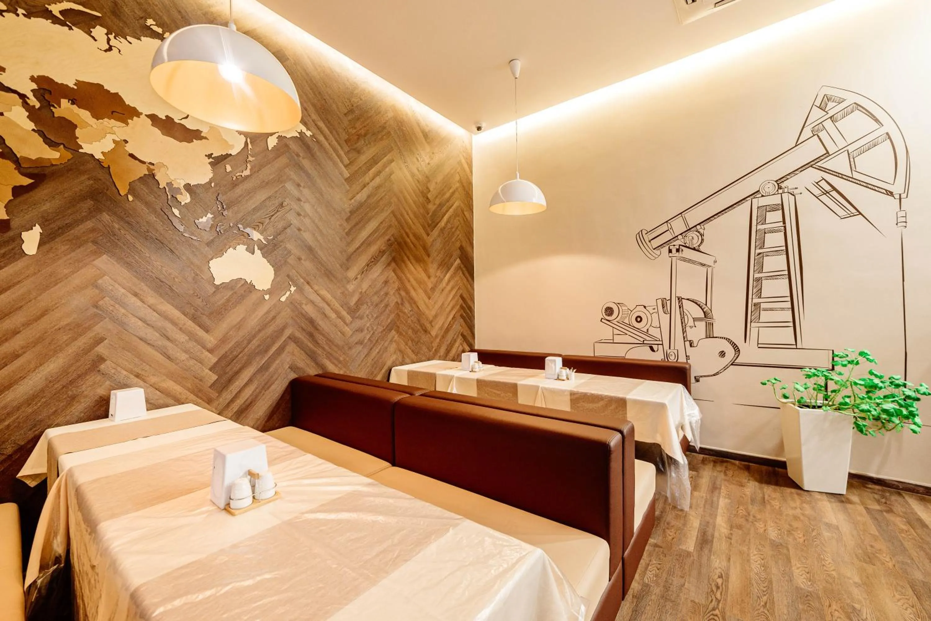 Restaurant/places to eat in Chagala Hotel Aksai