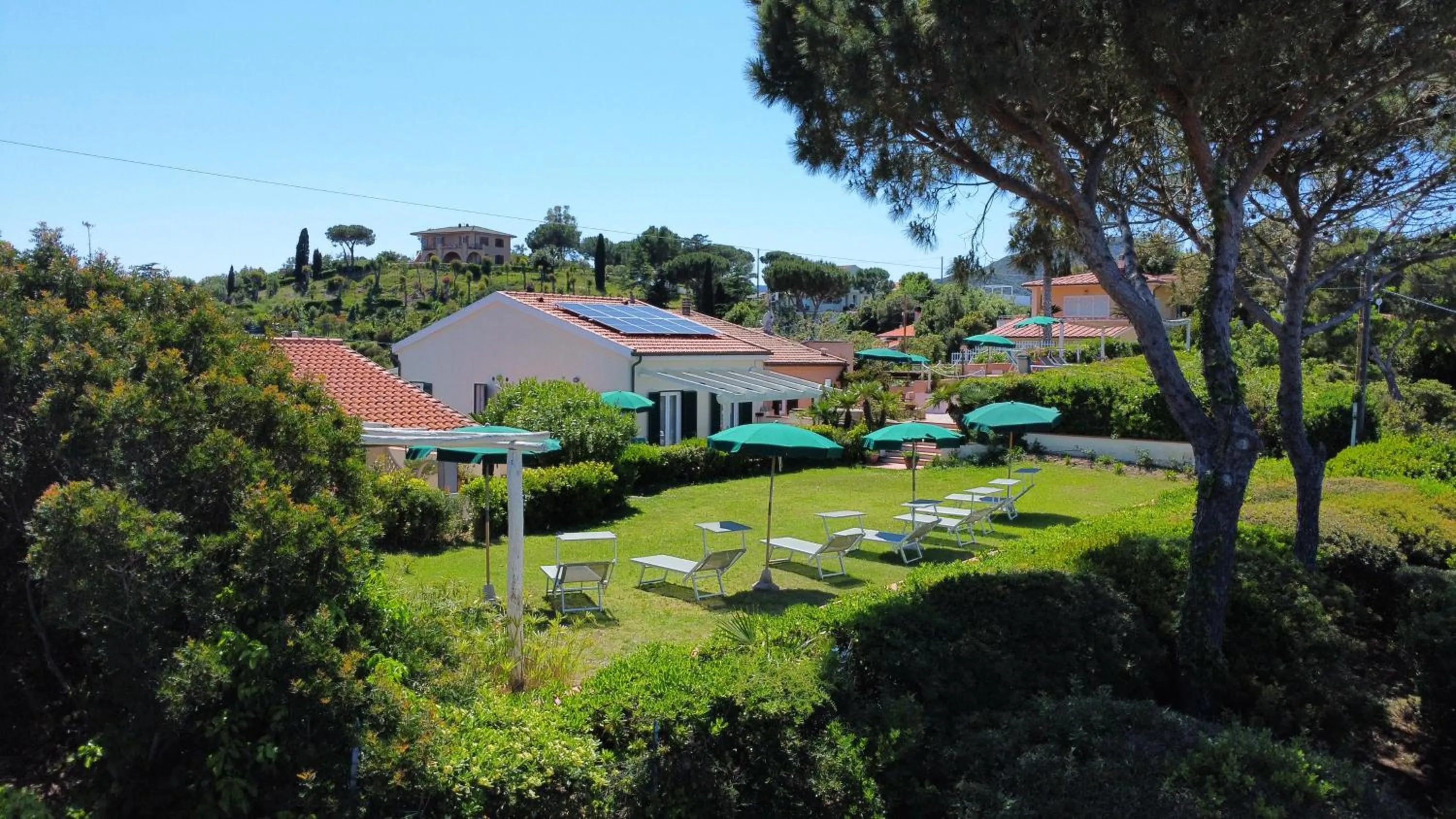 Garden view in Belvedere Residenza Mediterranea