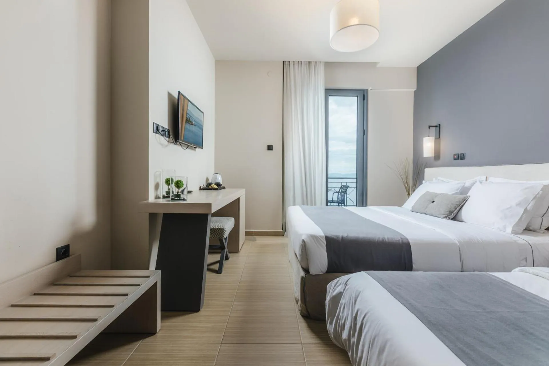 Bedroom, Bed in Infinity Hotel Gytheio