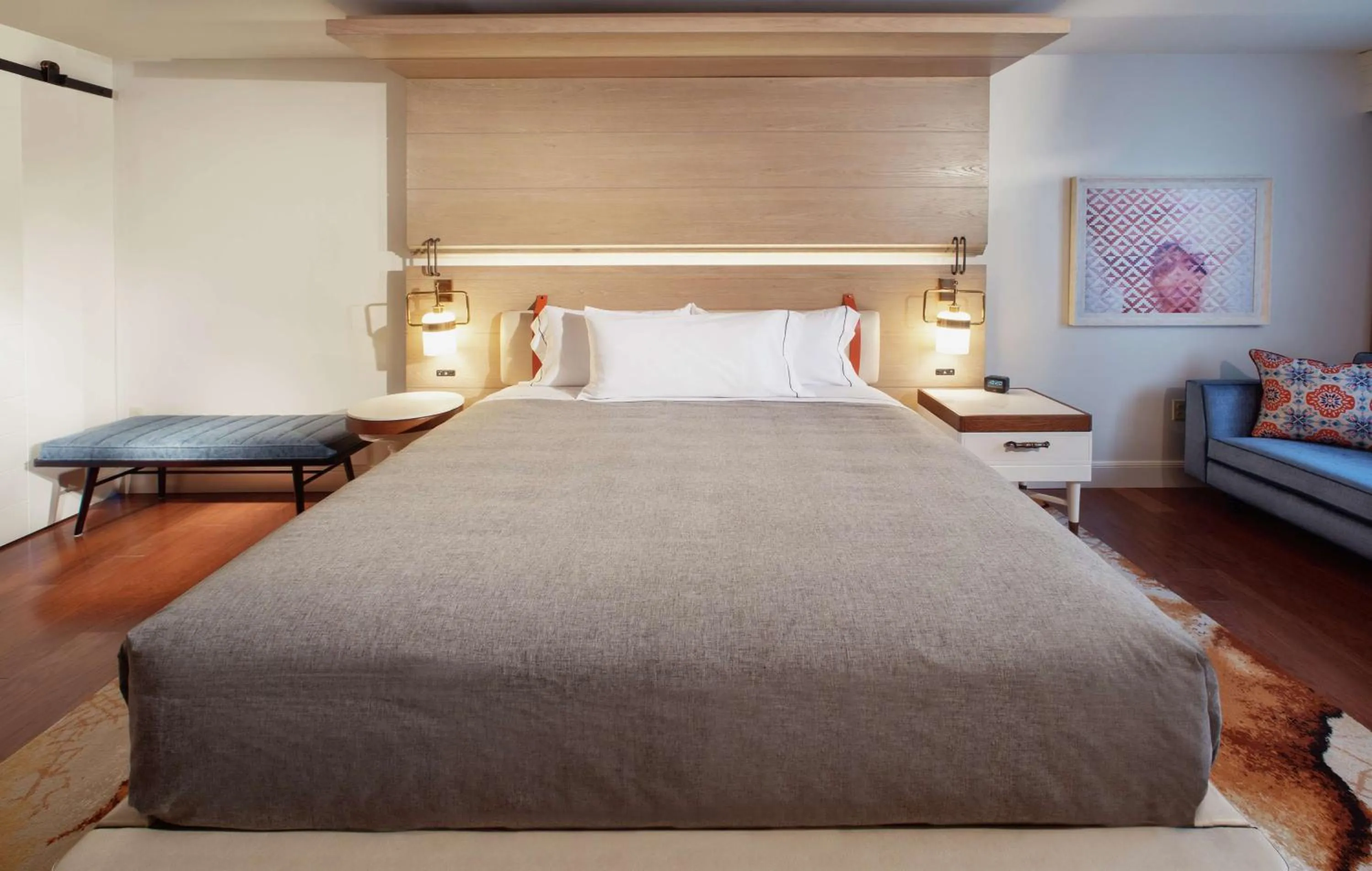 Living room, Bed in Canopy by Hilton Washington DC Embassy Row