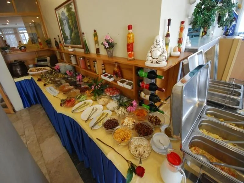 Restaurant/places to eat in Hotel Doruk