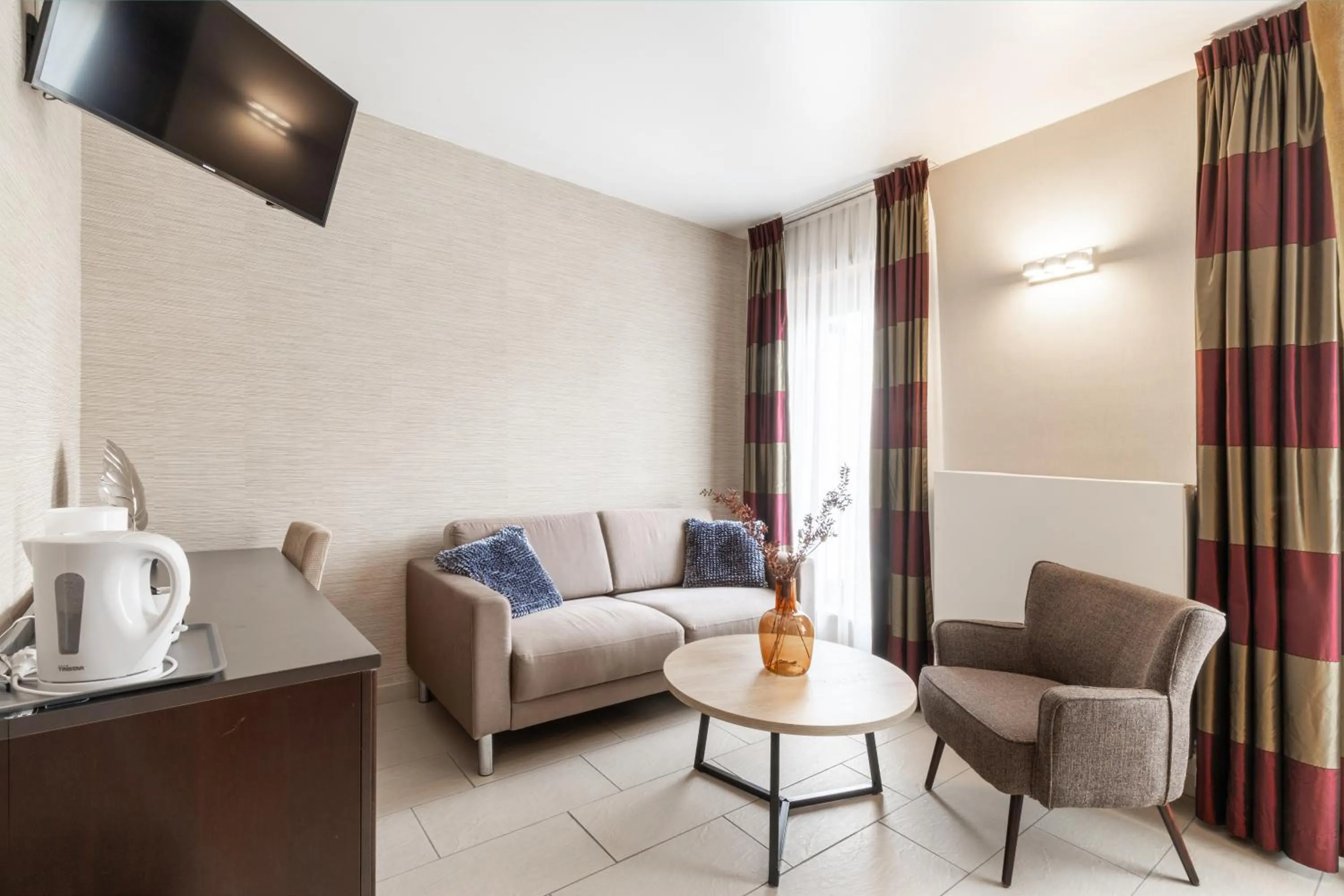 Seating area in Hotel José