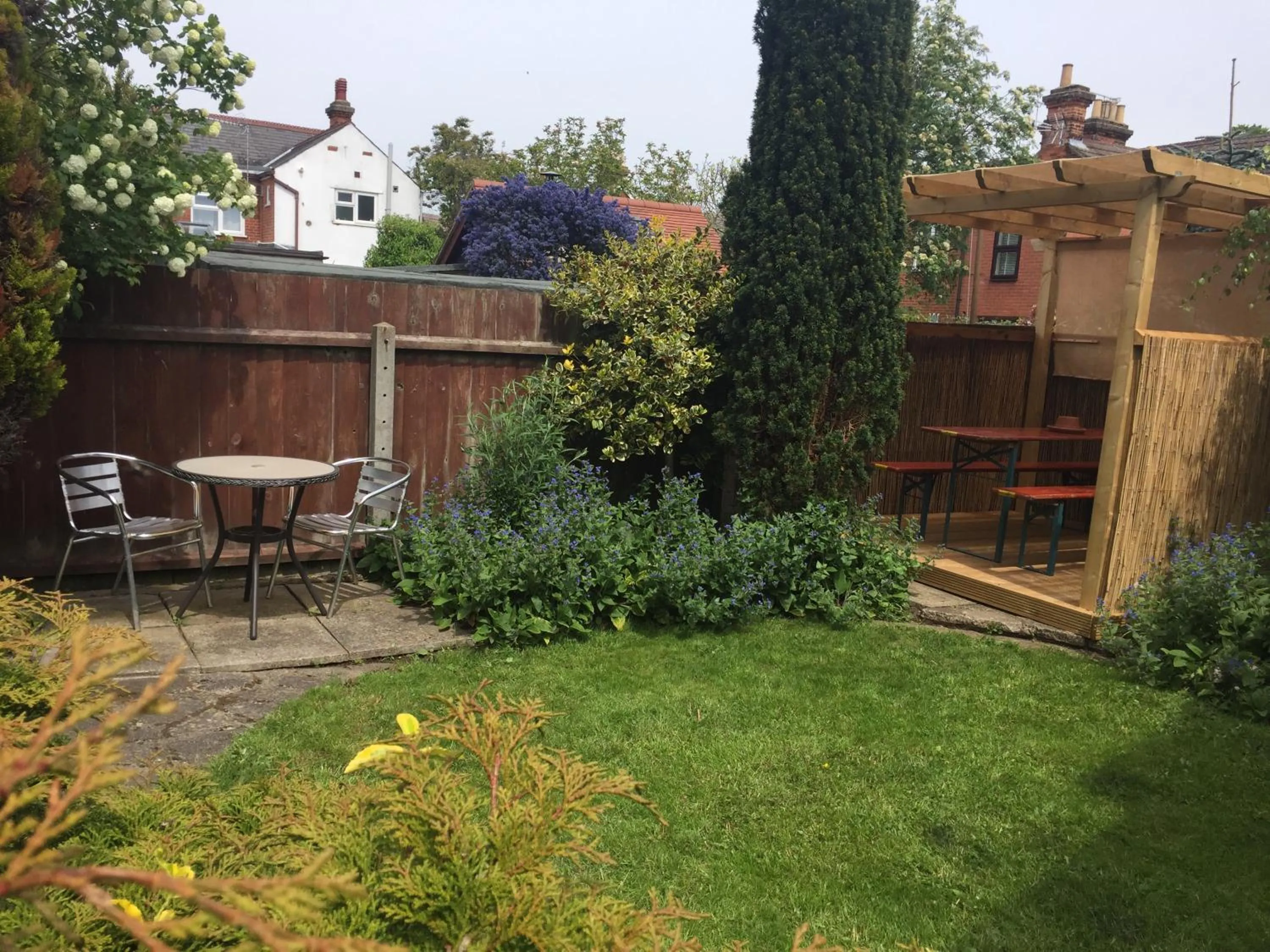 Garden in Toothbrush Rooms at Lattice Lodge - Guest Kitchen & EV Recharging