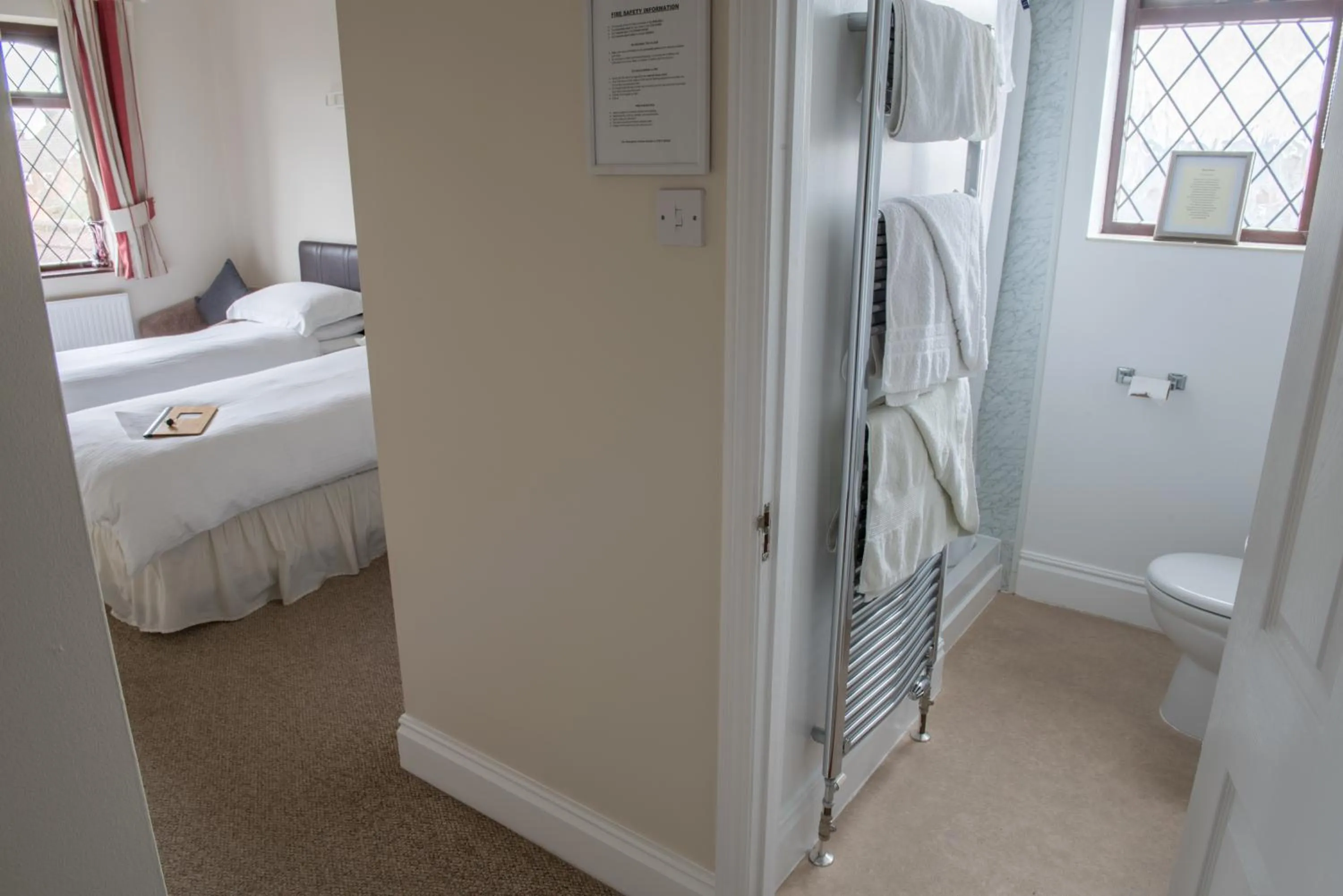 Bedroom, Bed in Toothbrush Rooms at Lattice Lodge - Guest Kitchen & EV Recharging