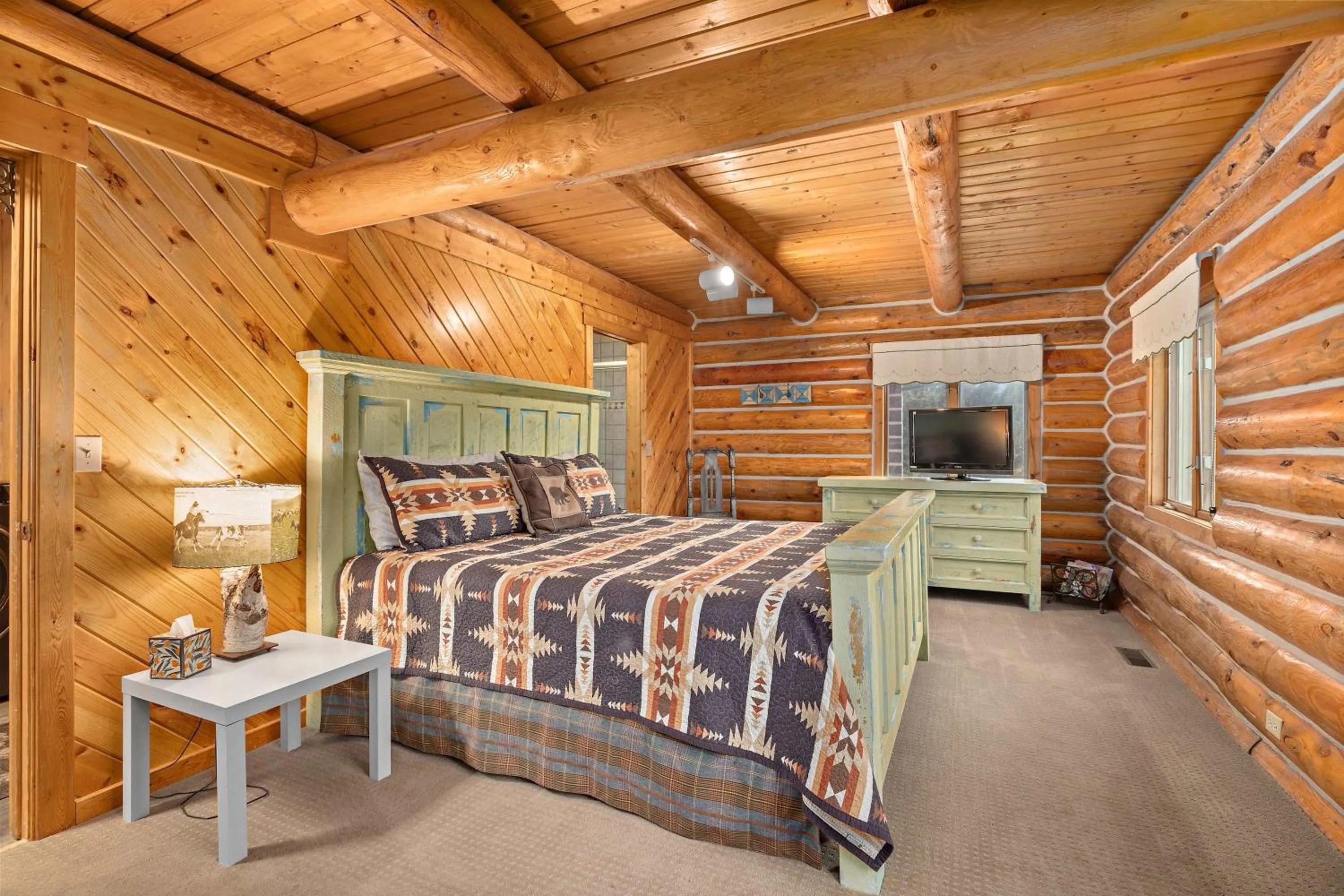 Bed in Spruce Lodge