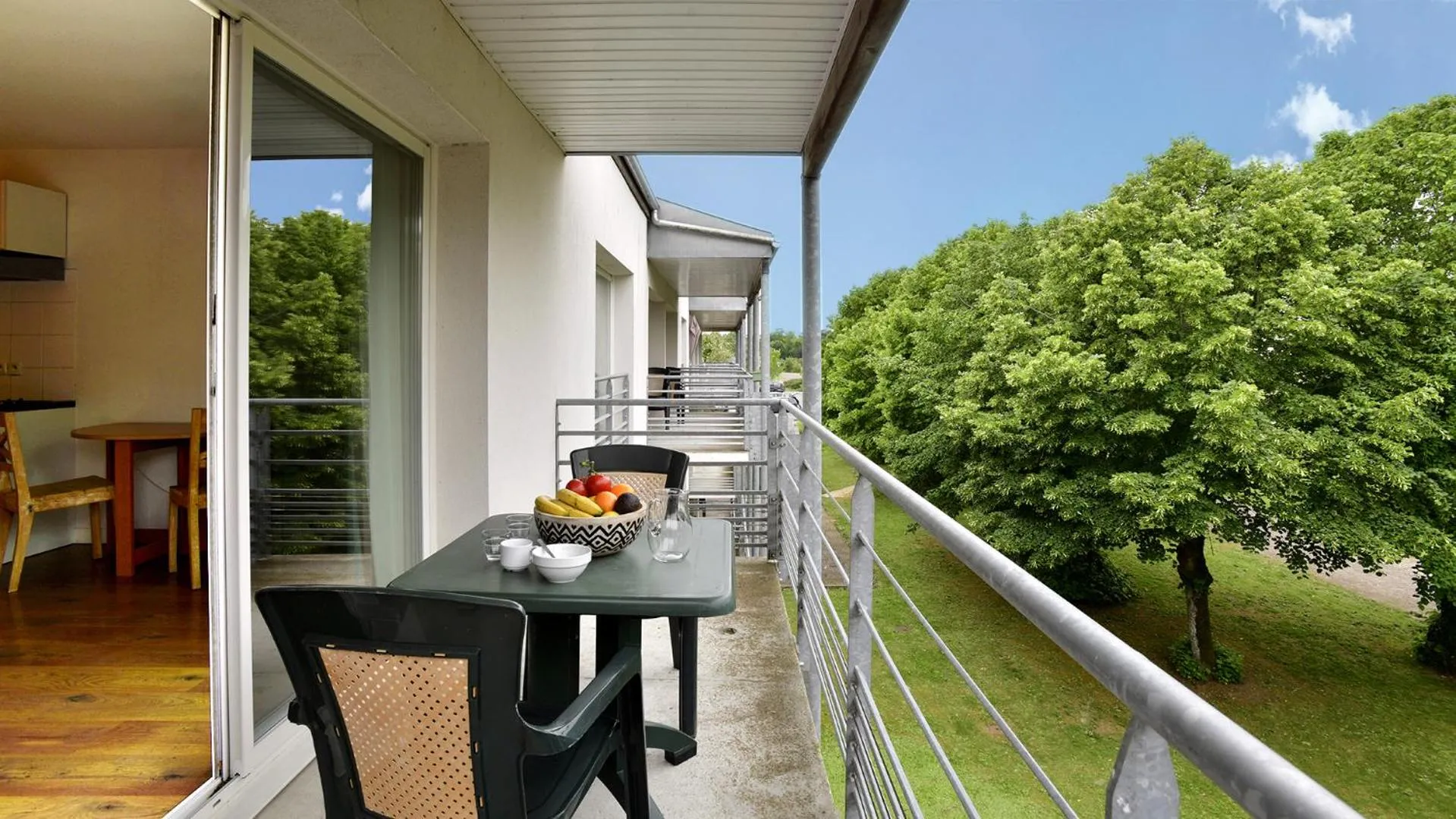 Balcony/Terrace in Vacancéole - Le Domaine du Château - La Rochelle / Île de Ré