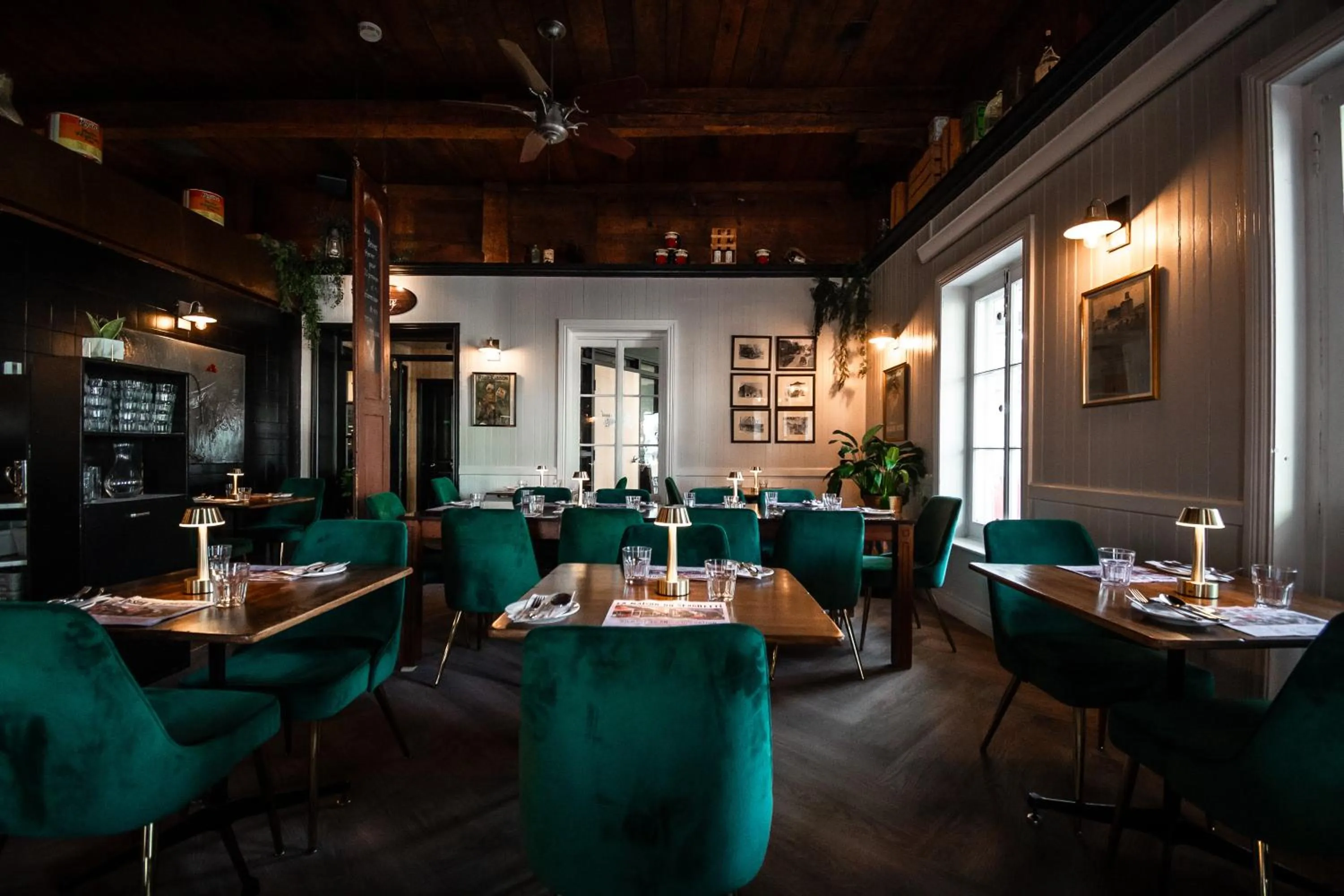 Restaurant/places to eat in Auberge de la Vieille Maison