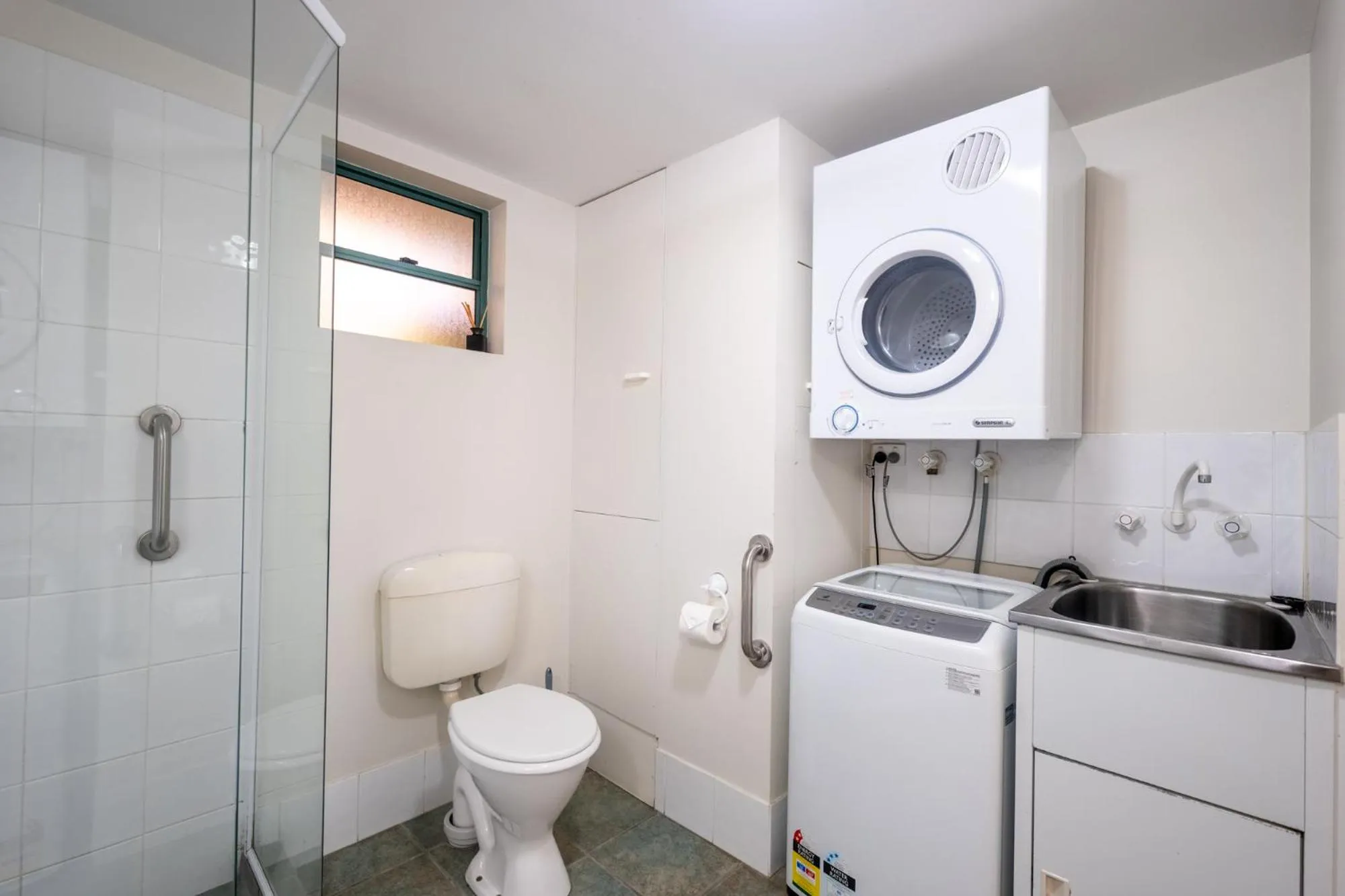 Shower in Noosa River Sandy Shores