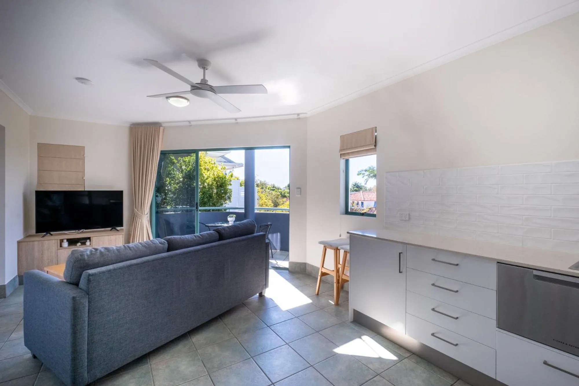 TV and multimedia in Noosa River Sandy Shores