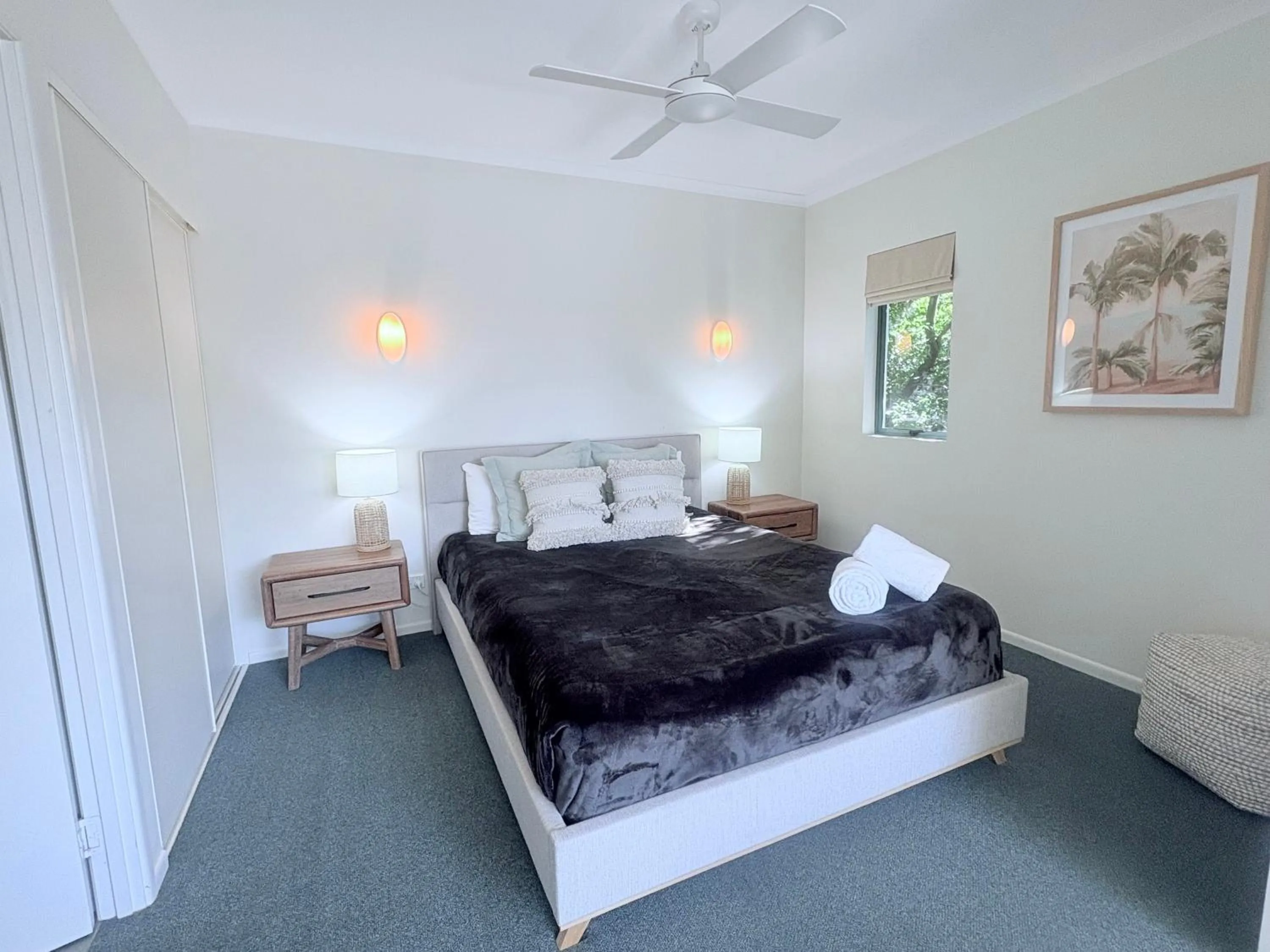 Bed in Noosa River Sandy Shores