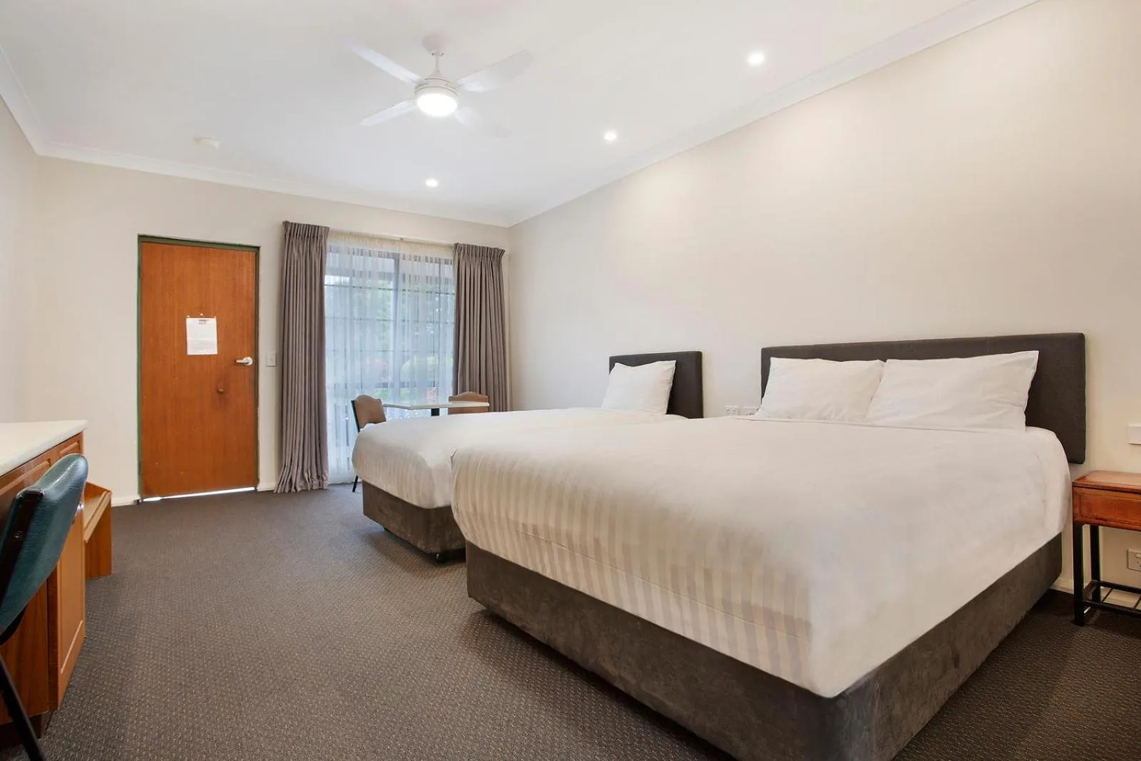 Bed in Manifold Motor Inn