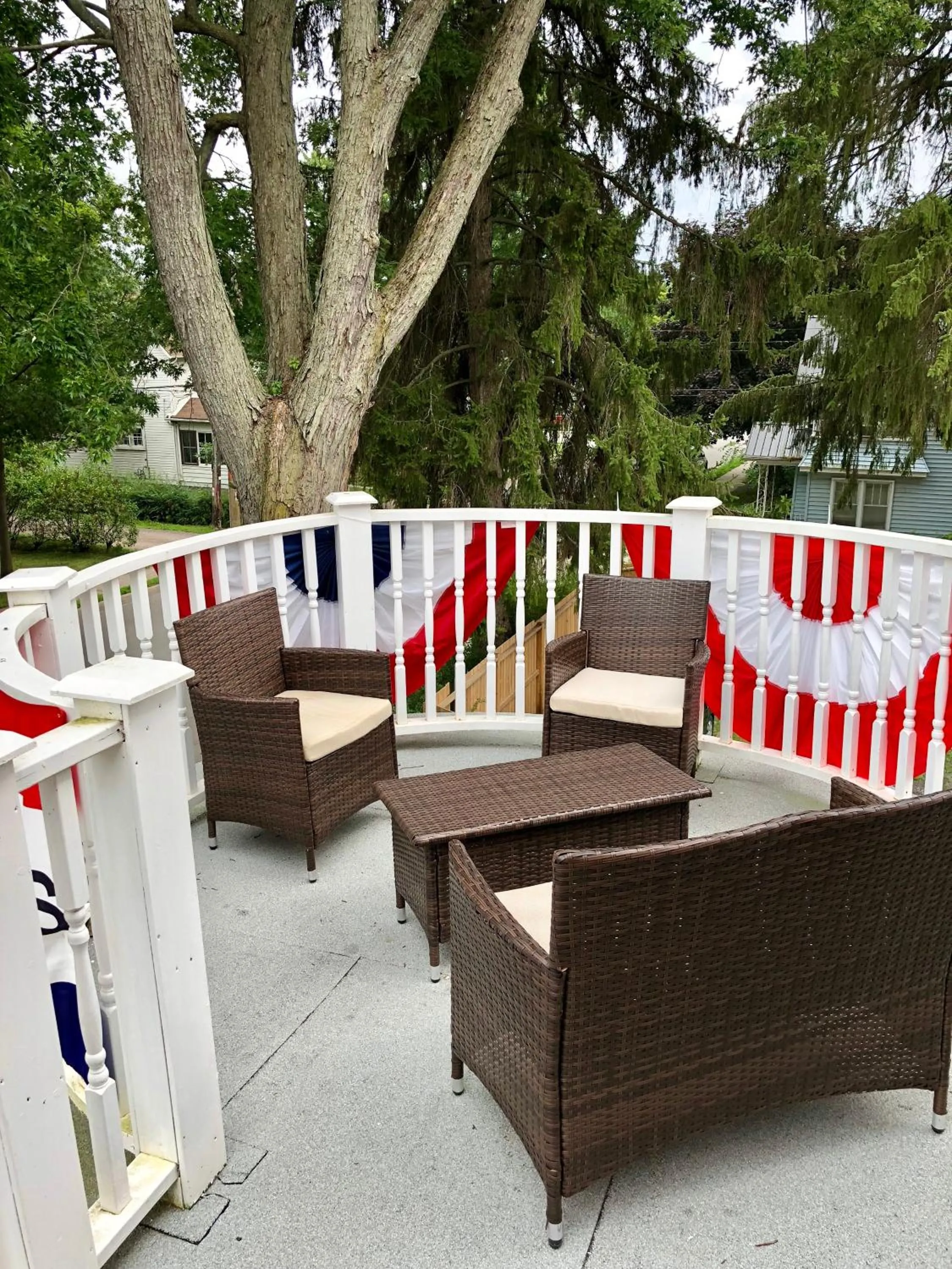 Balcony/Terrace in 1000 Islands Bed and Breakfast-The Bulloch House
