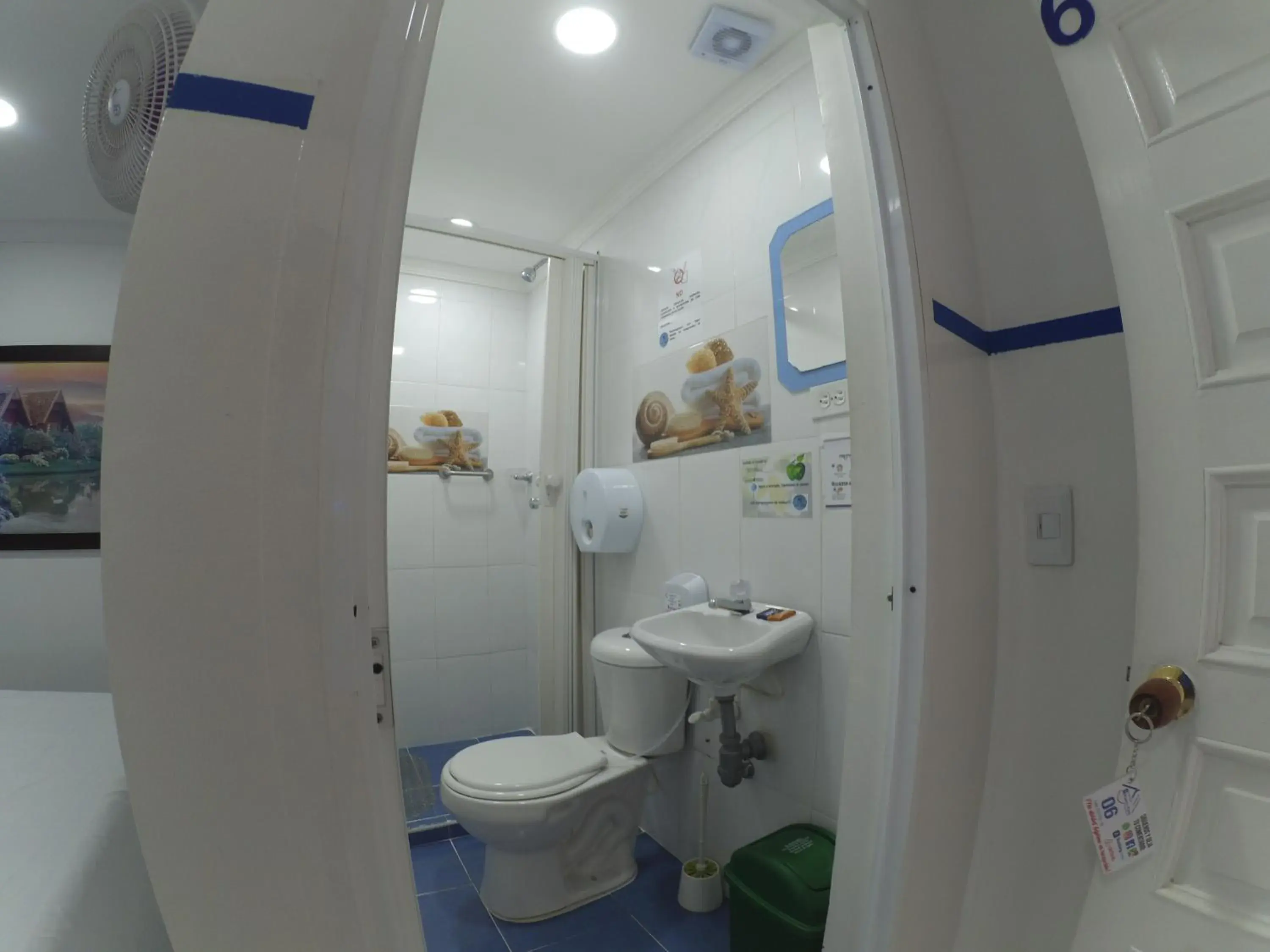 Deluxe Queen Room - single occupancy in Casa Hotel Manco Mora Deluxe Queen Room - single occupancy in Casa Hotel Manco Mora