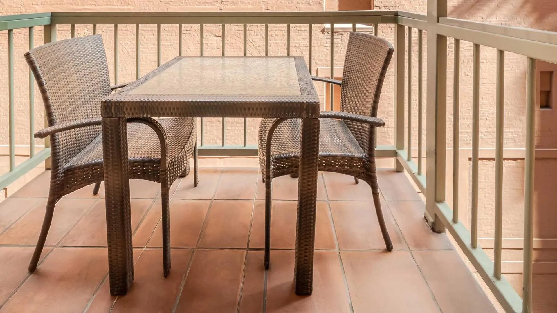 Balcony/Terrace in Oaks Sydney Goldsbrough Suites