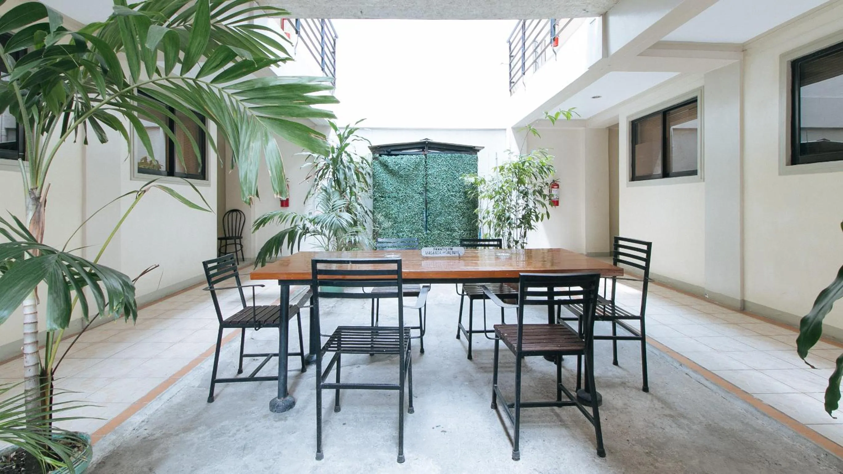 Balcony/Terrace in RedDoorz near Pasay Taft