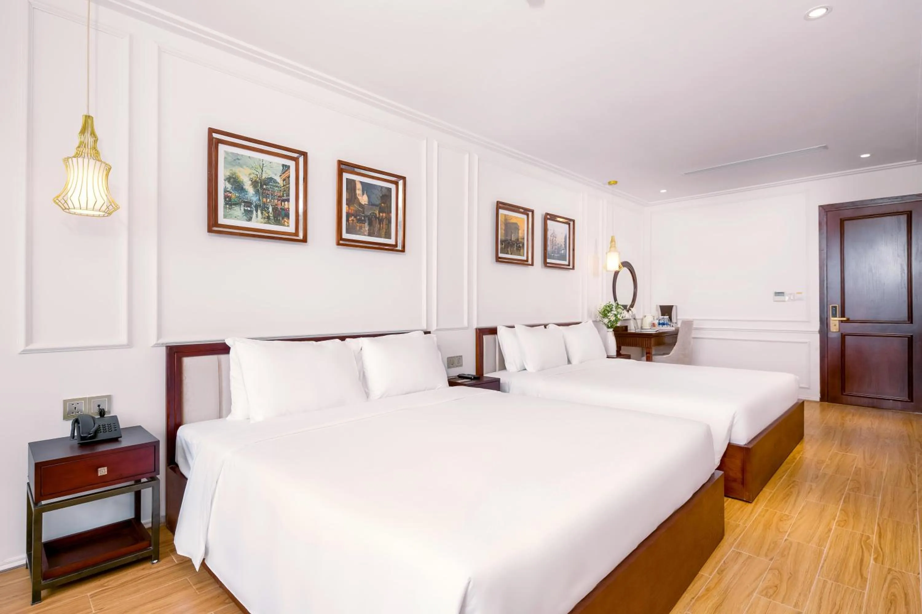 Photo of the whole room, Bed in Menora Grand Da Nang