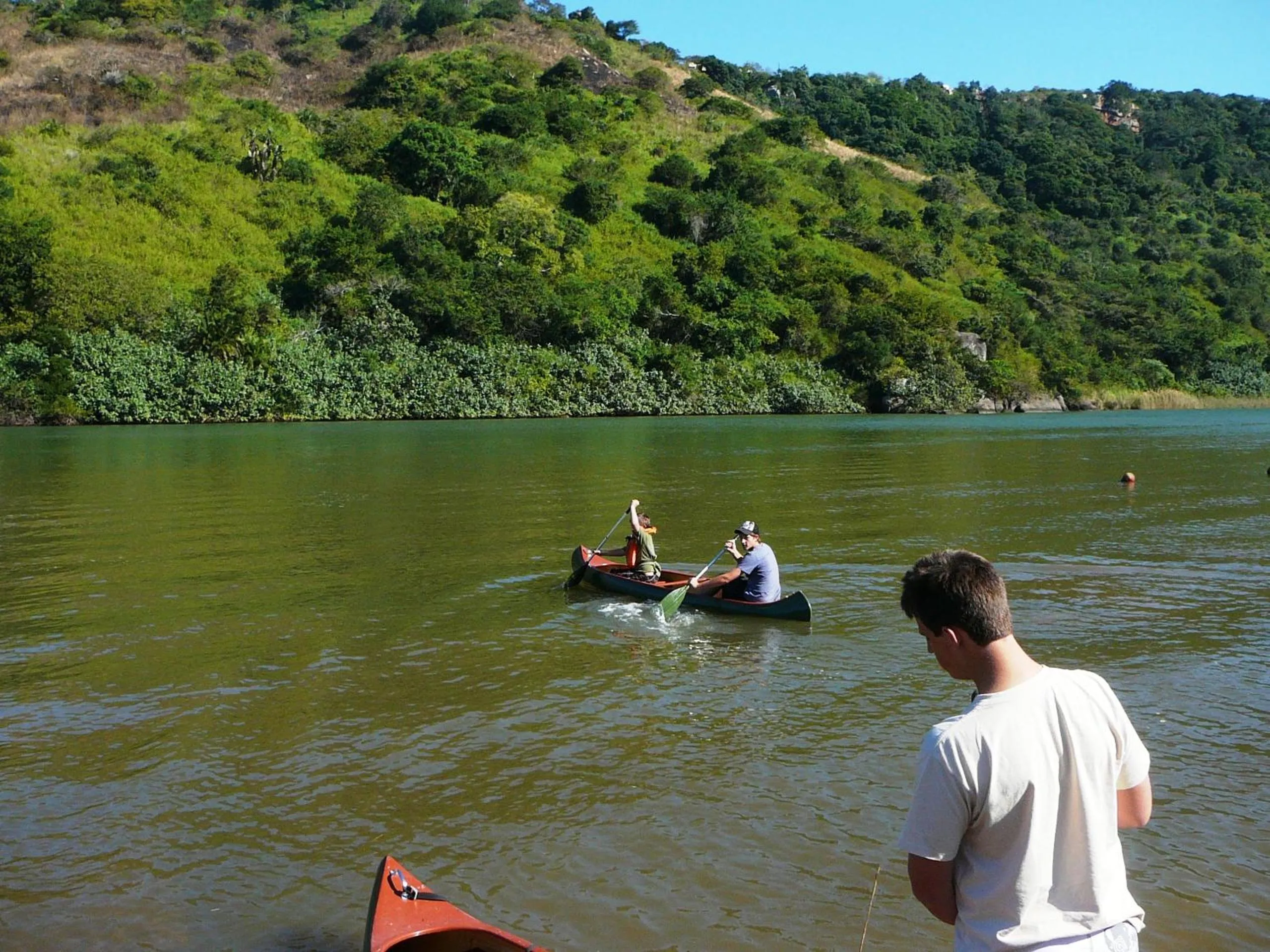 Canoeing in Breeze Inn Guesthouse