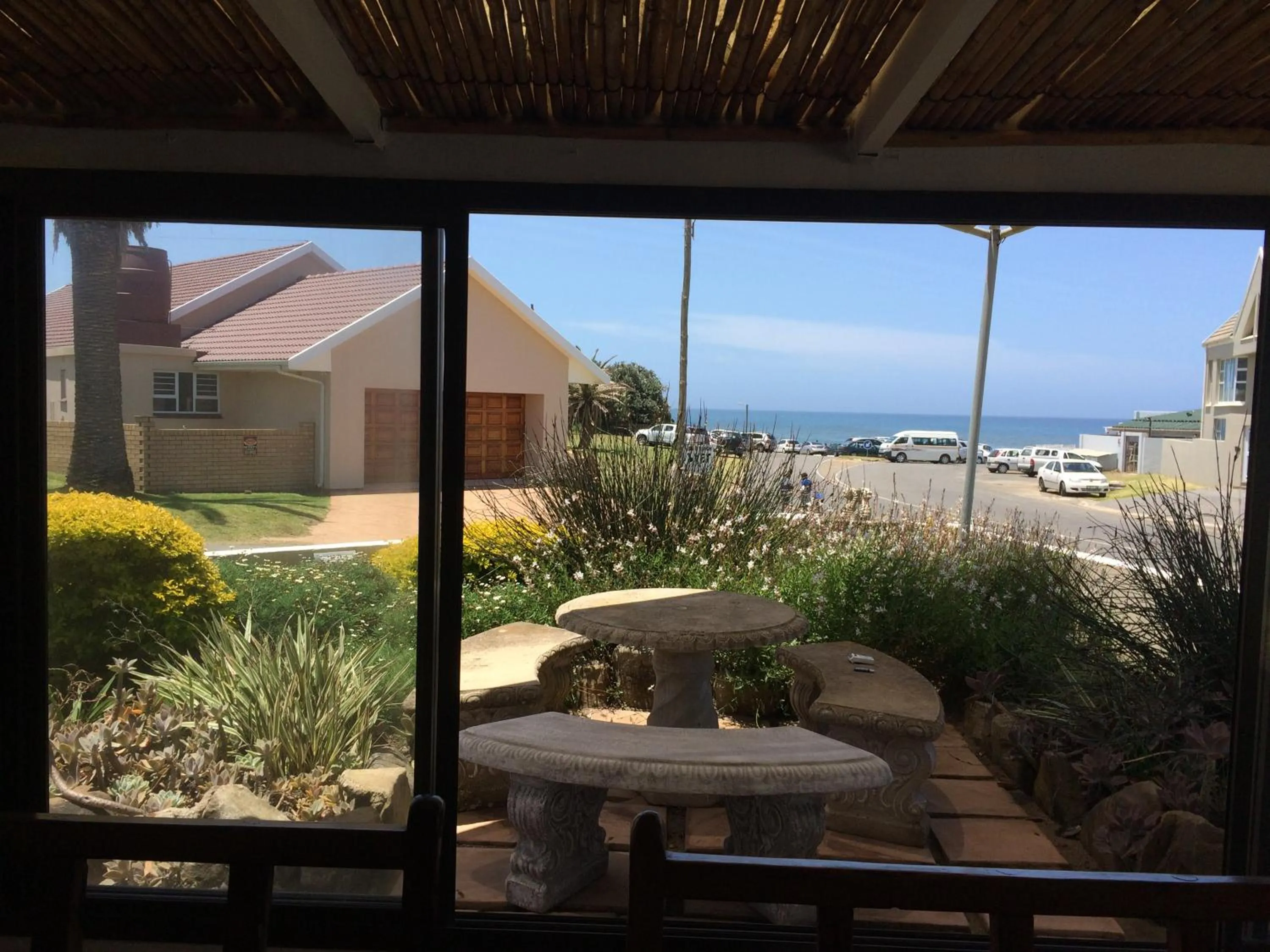 BBQ facilities in Breeze Inn Guesthouse