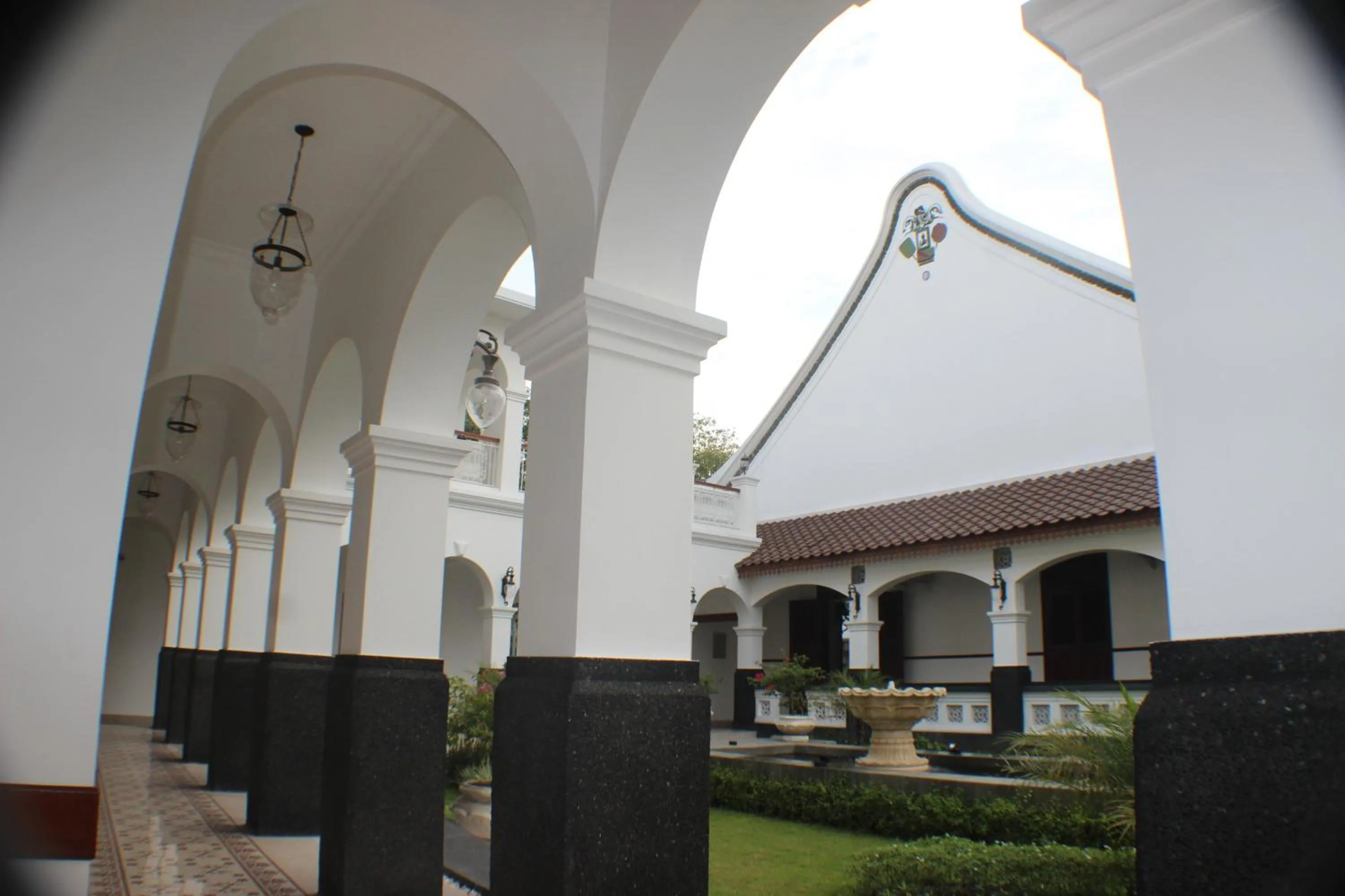 Day in Daroessalam Syariah Heritage Hotel