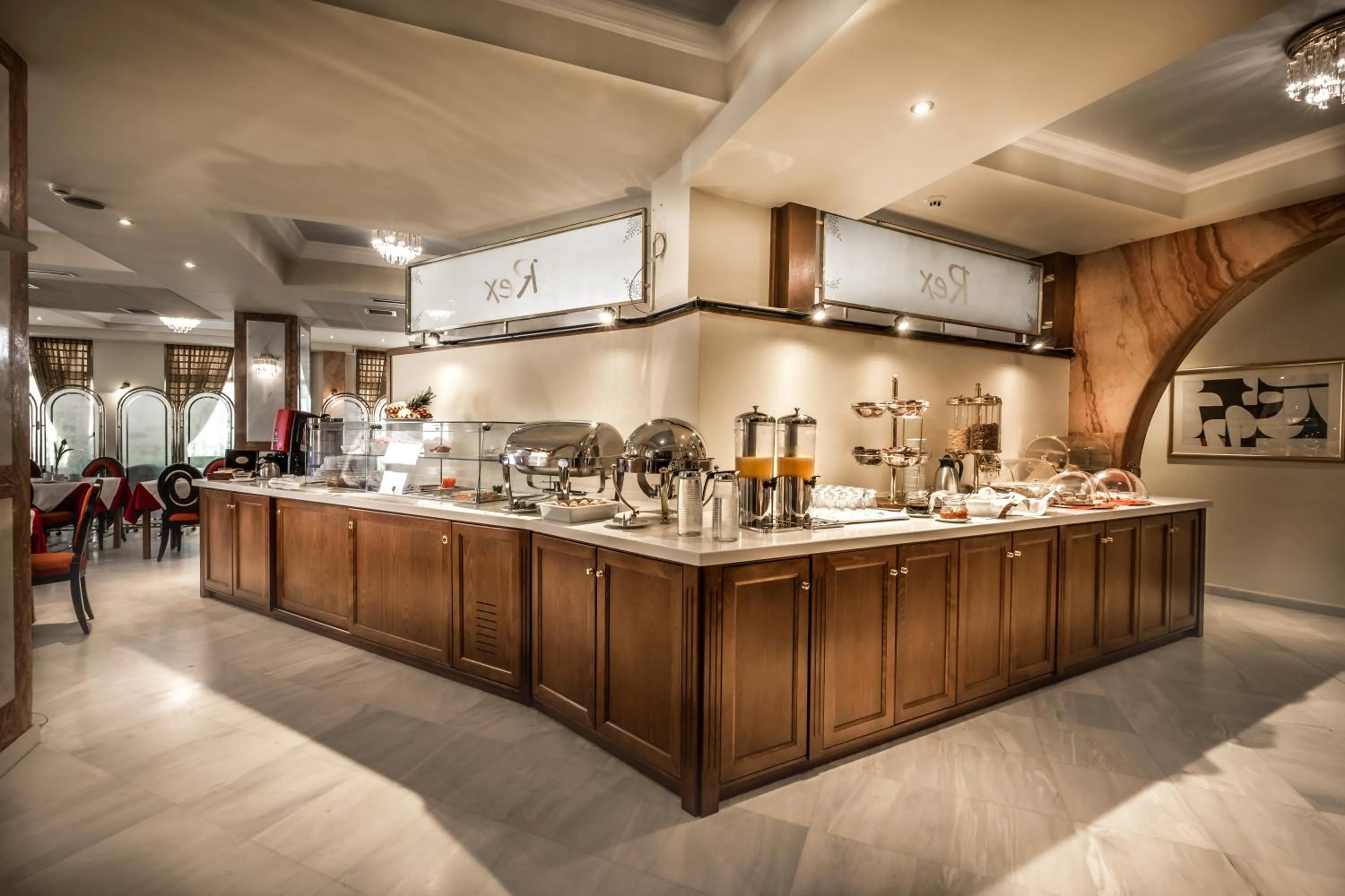 Area and facilities in Rex Hotel