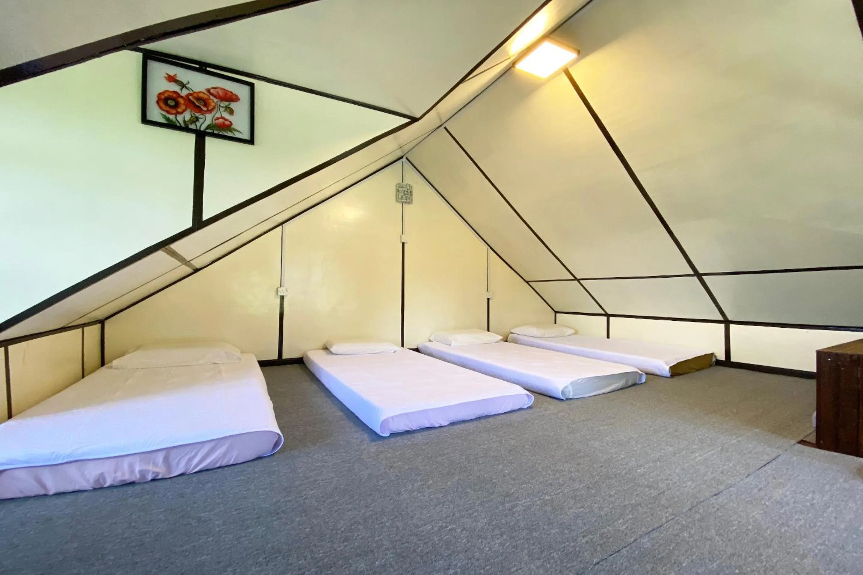 Bedroom in Lily Cottage & Kitchen