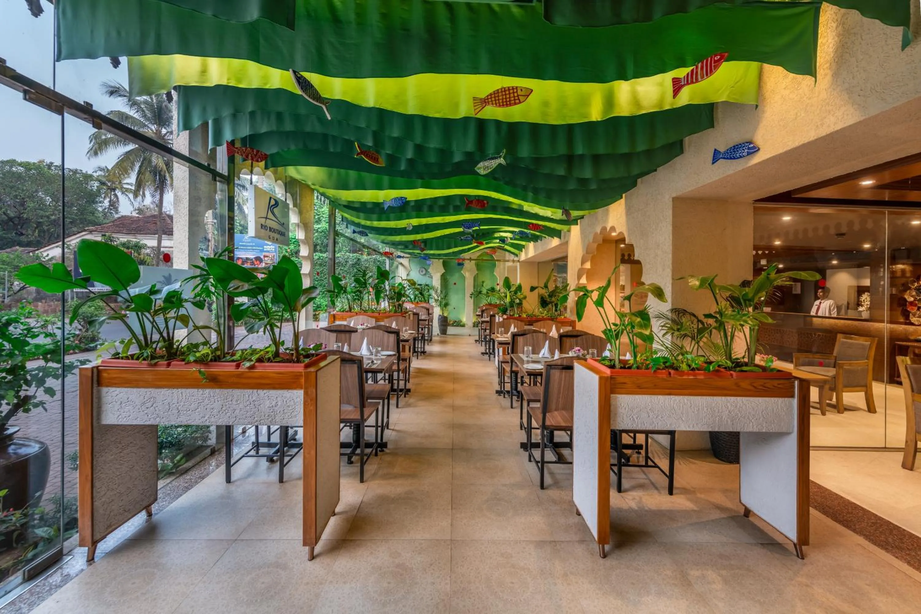 Restaurant/places to eat in Rio Boutique