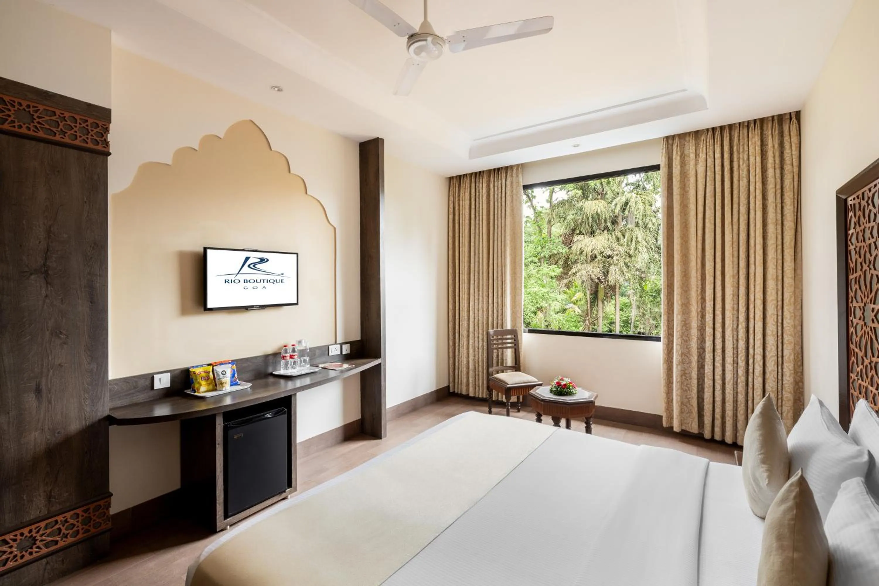 Bedroom, Bed in Rio Boutique