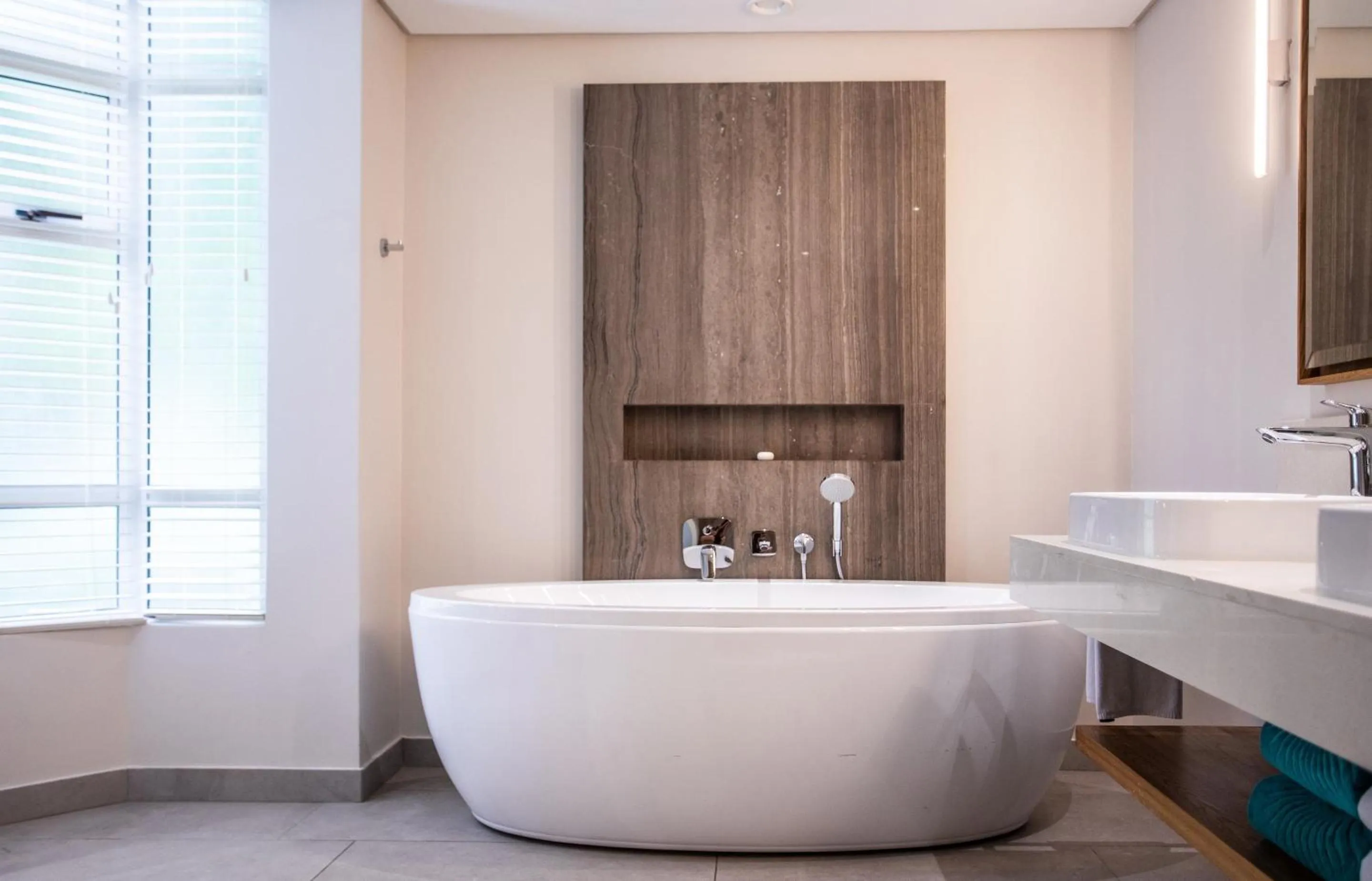 Bathroom in Paradis Beachcomber Golf Resort & Spa