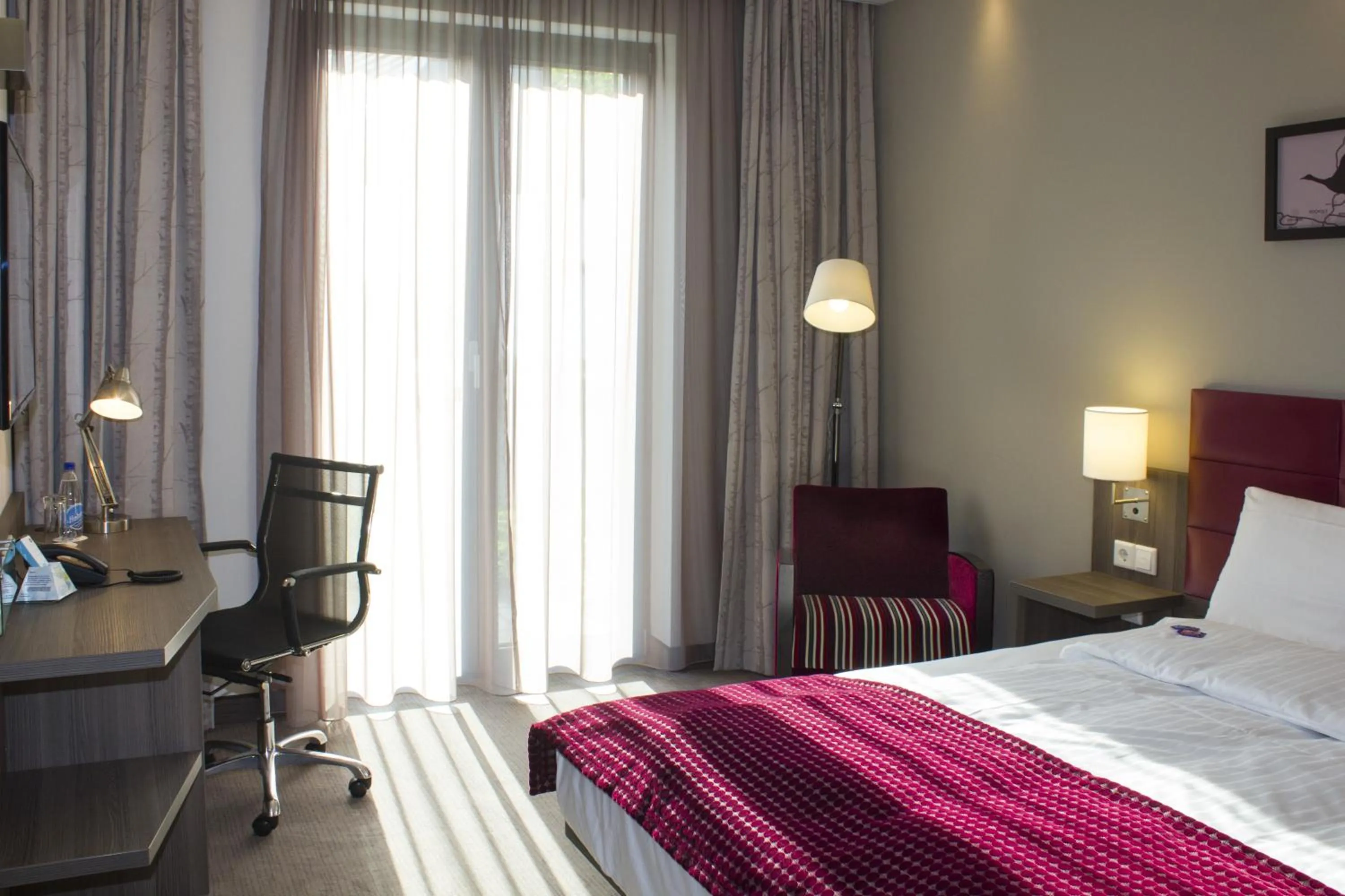 Photo of the whole room, Bed in Hotel zur Krone