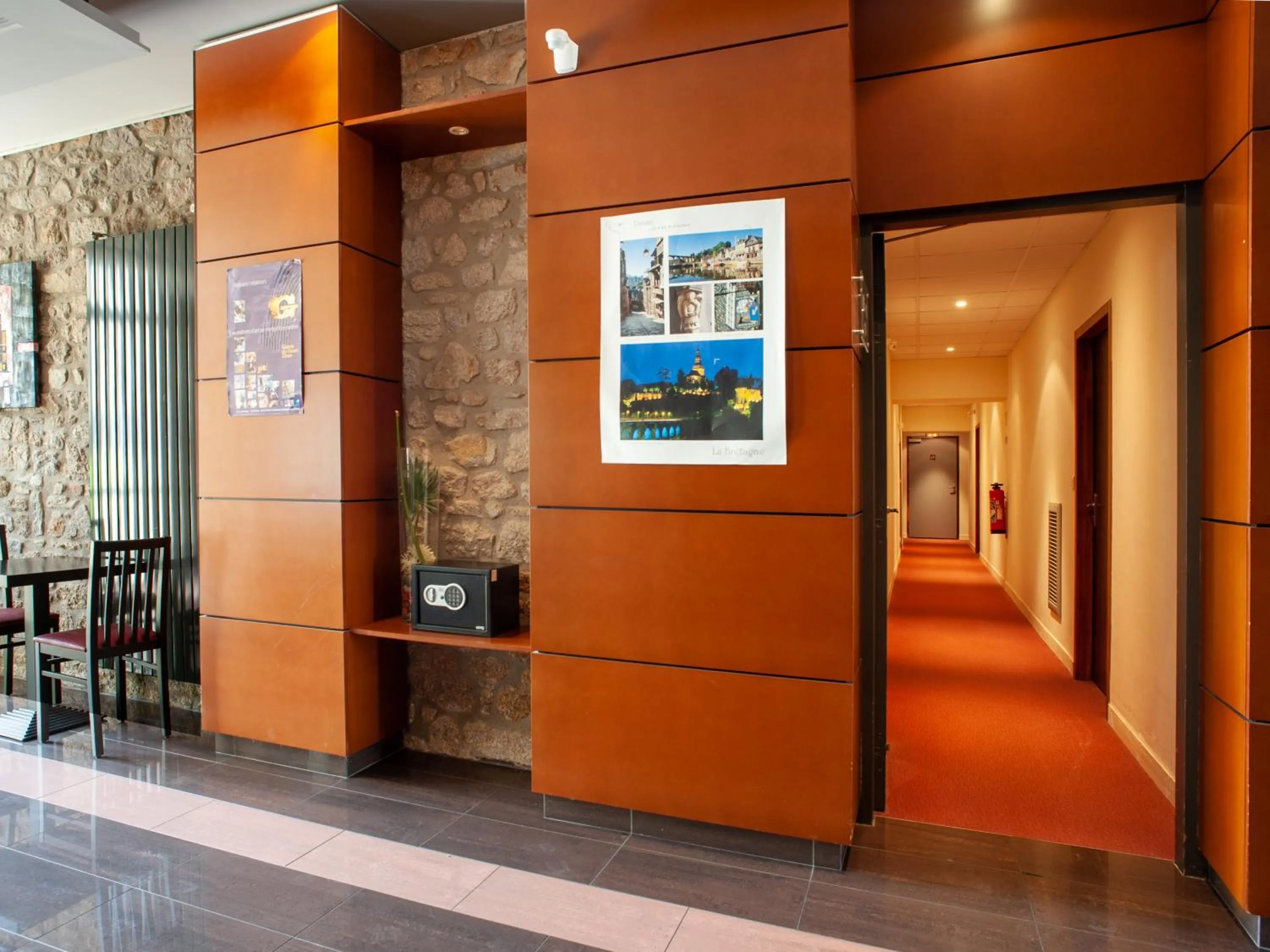 Lobby or reception in Résidence Vacancéole - Duguesclin