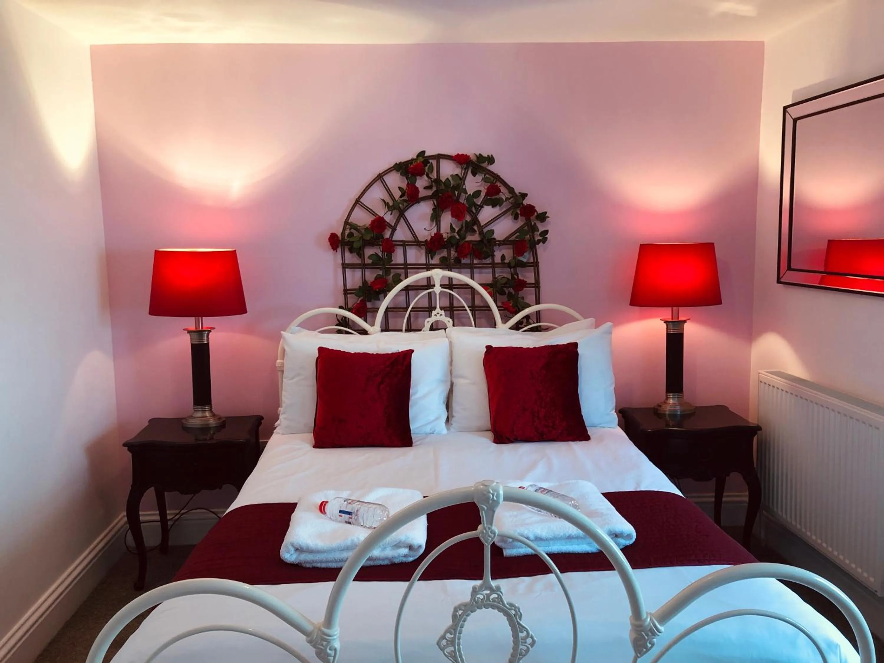 Bed in Grand Pier Guest House