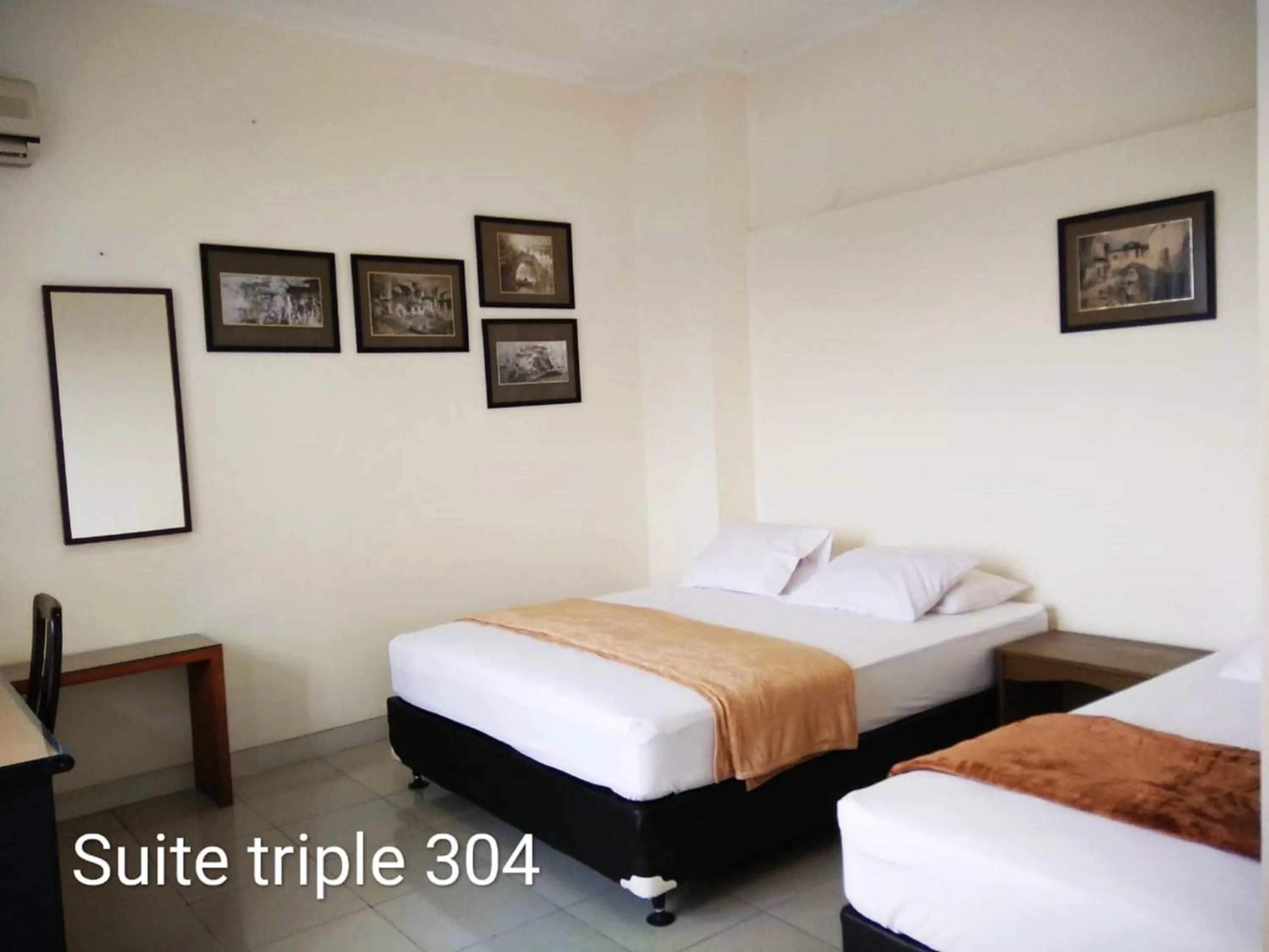 Bed in GK Gallery Rumah Sewa