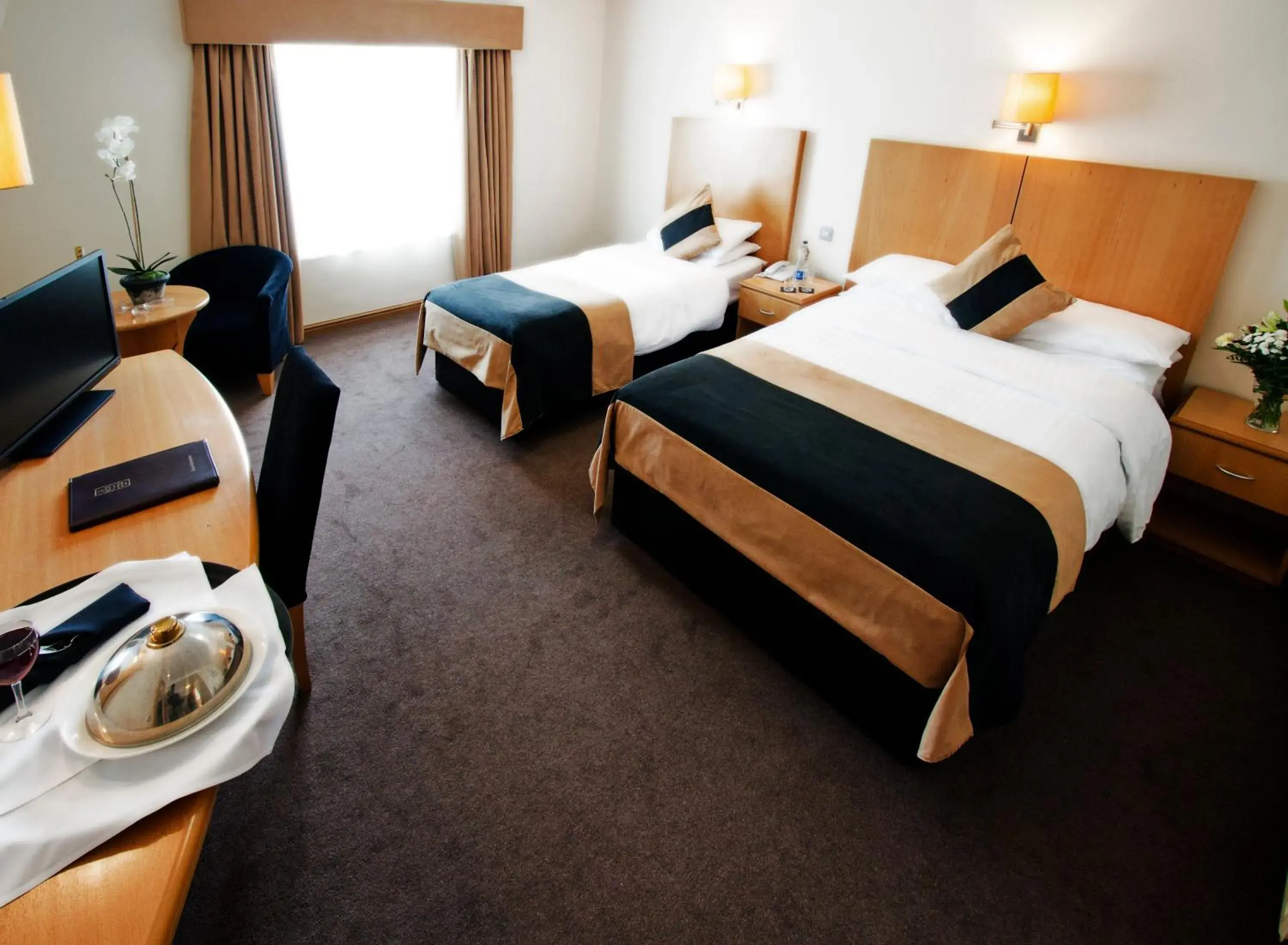 Premier Double or Twin Room in La Mon Hotel & Country Club Premier Double or Twin Room in La Mon Hotel & Country Club