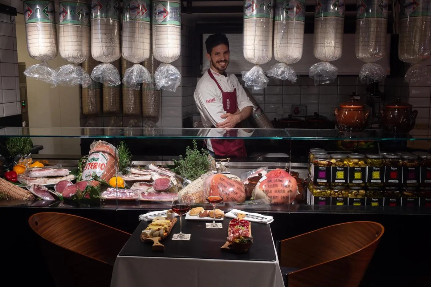 Restaurant/places to eat in Hotel Gabbani