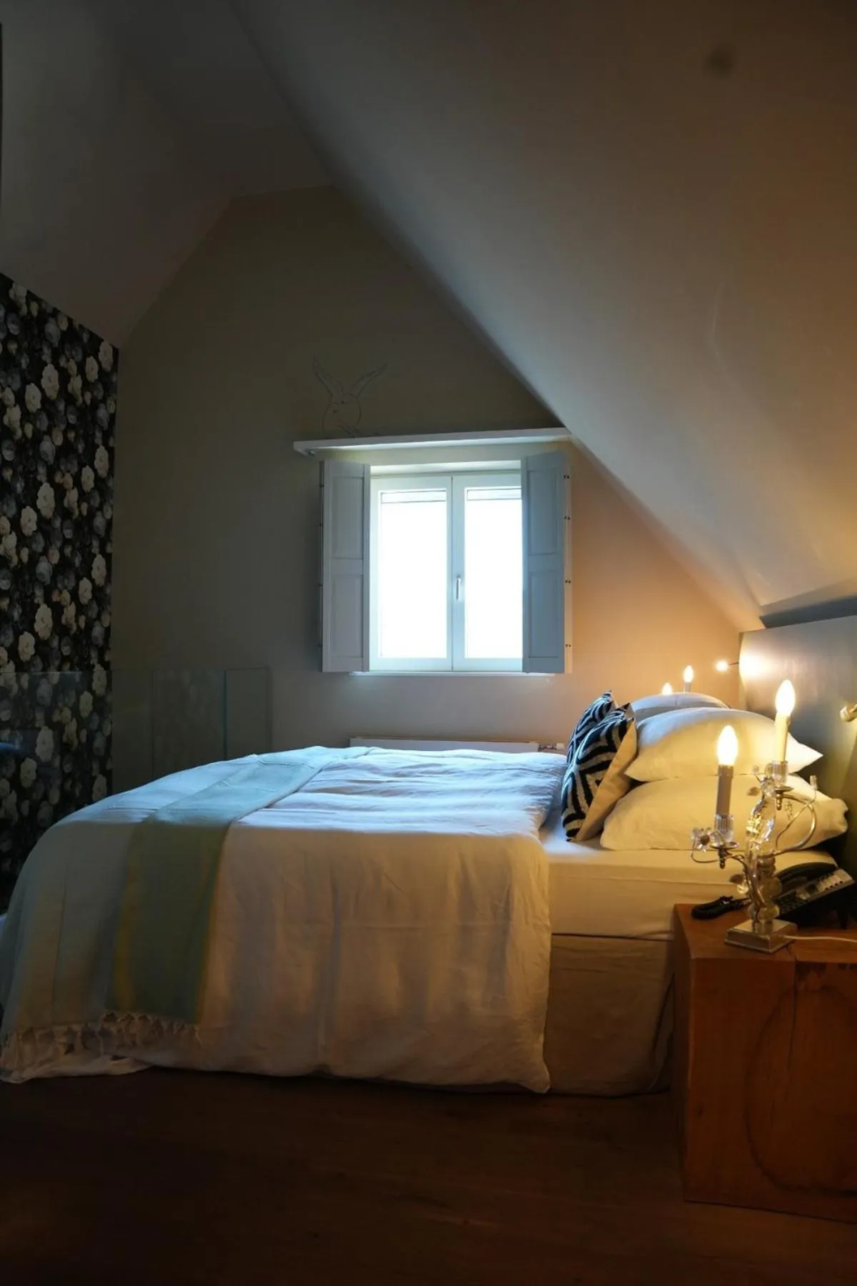 Bed in Landgasthof Halbinsel Au