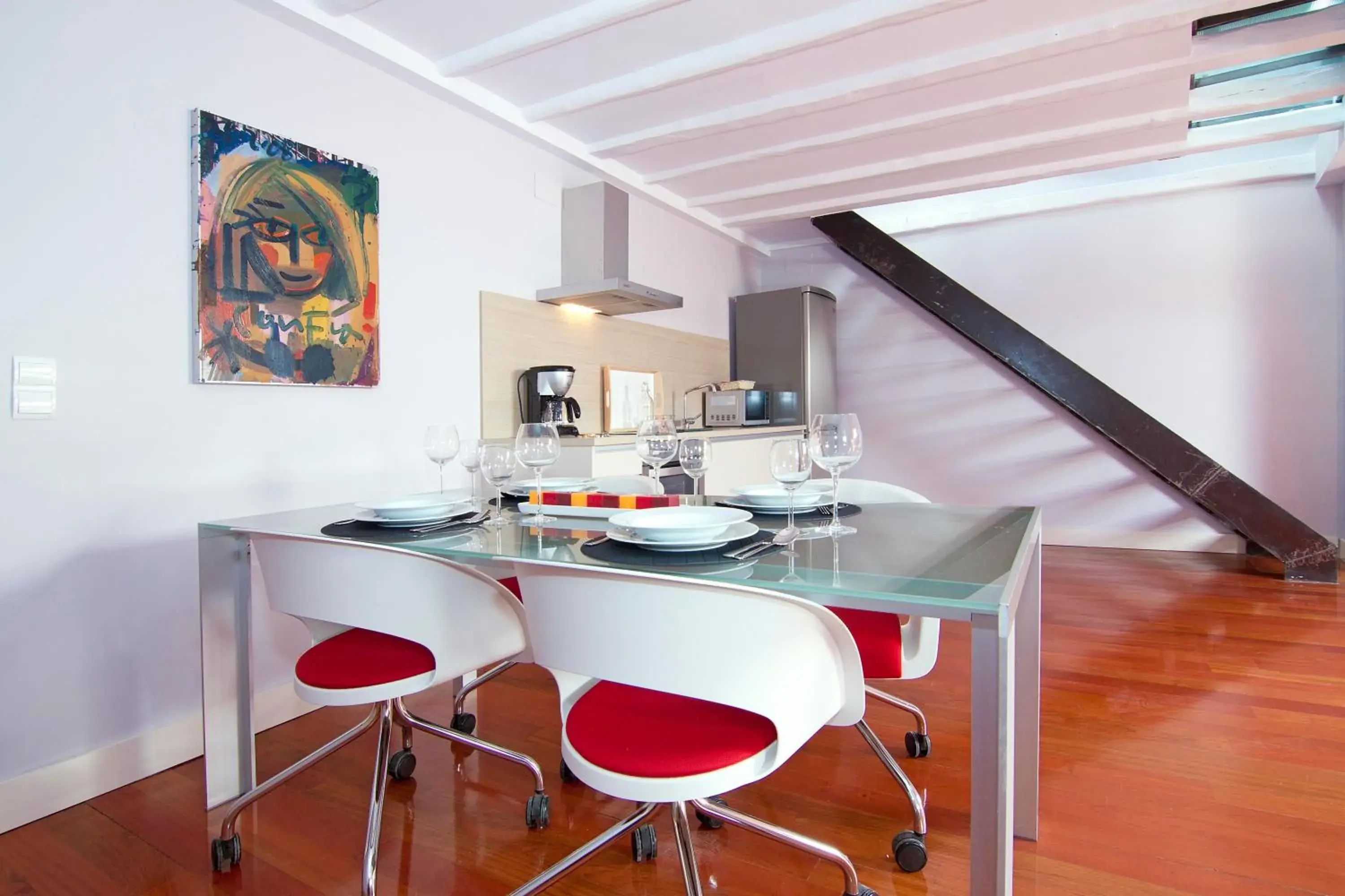 Duplex Two-Bedroom Apartment With Bathroom in Smartr Madrid Atocha Duplex Two-Bedroom Apartment With Bathroom in Smartr Madrid Atocha