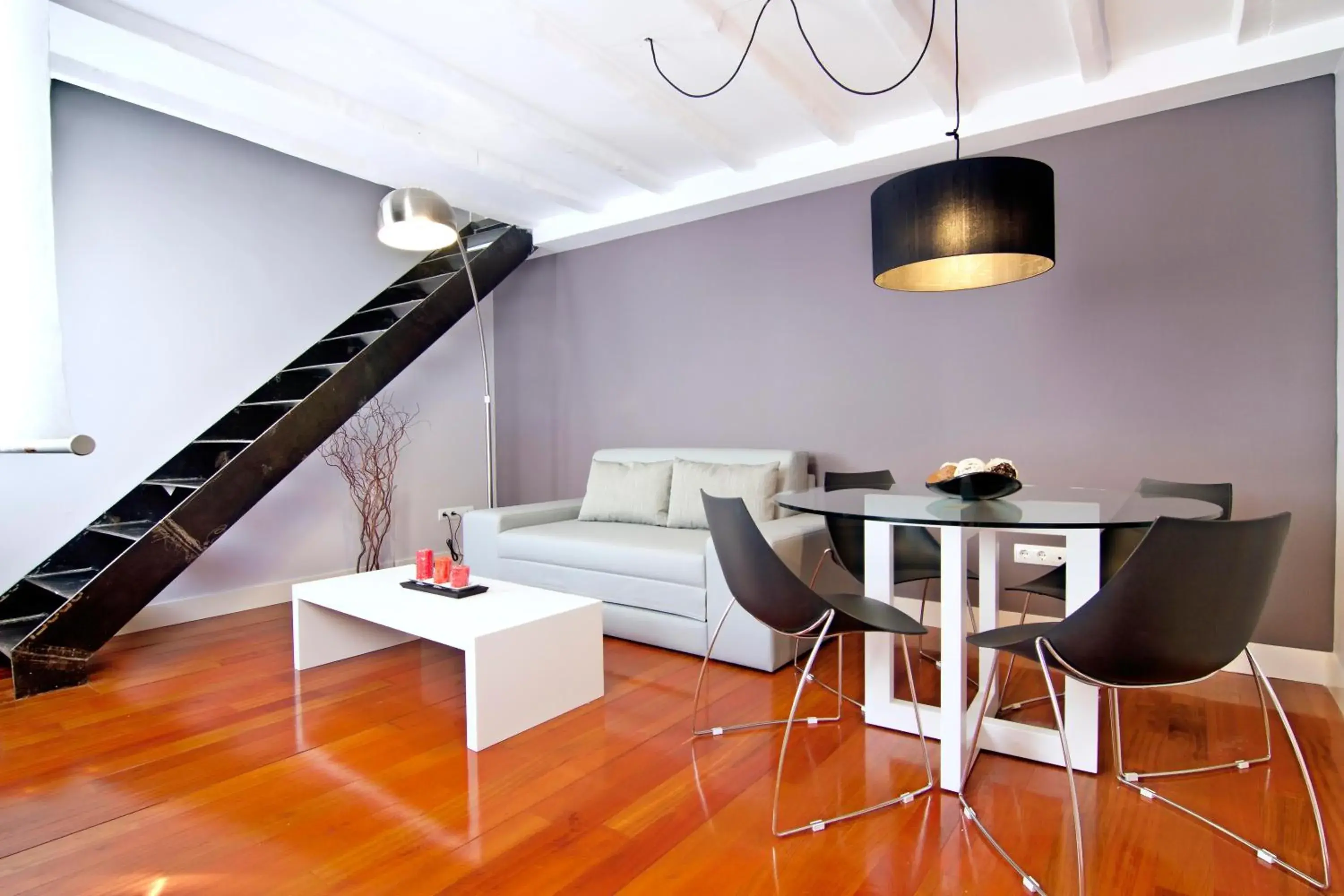 Duplex One-Bedroom Apartment (3 Adults) in Smartr Madrid Atocha Duplex One-Bedroom Apartment (3 Adults) in Smartr Madrid Atocha