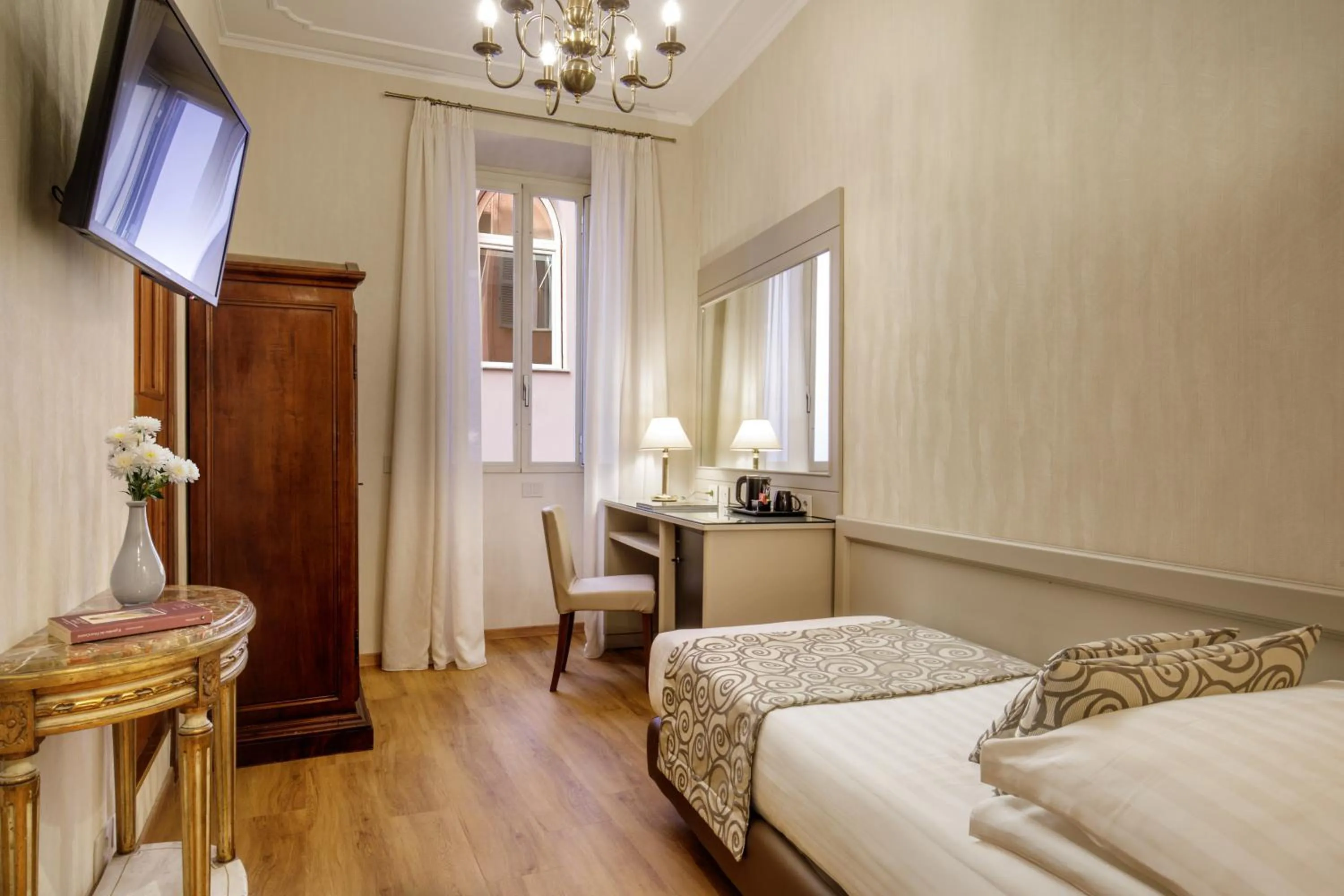 Bedroom, Bed in Hotel Della Torre Argentina