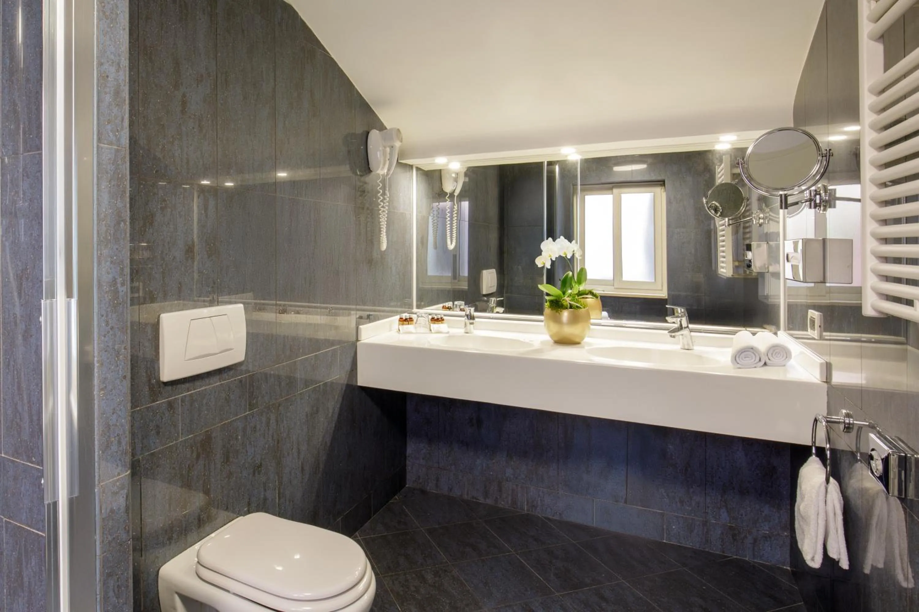 Bathroom in Hotel Della Torre Argentina