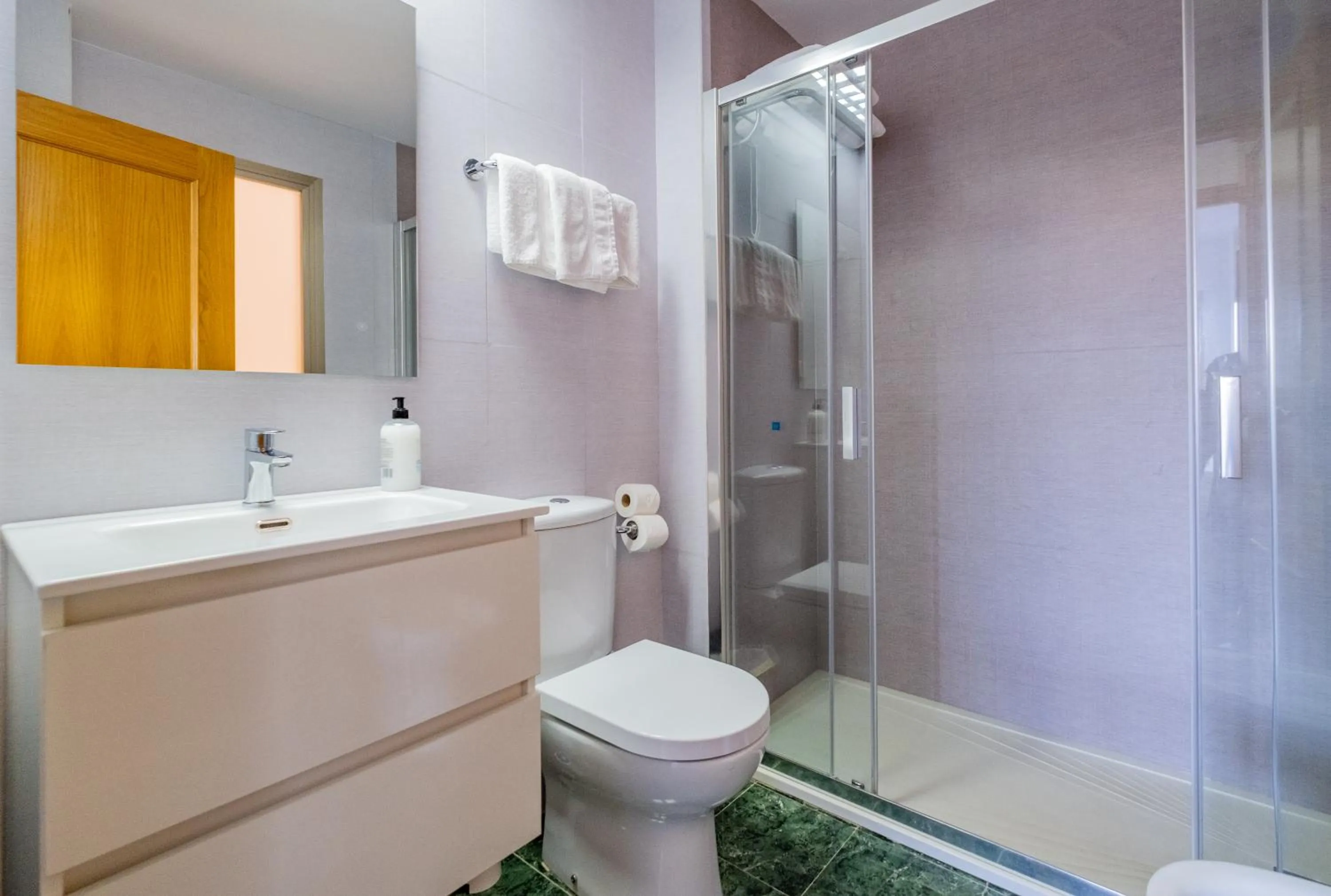 Bathroom in Apartamentos Proamar