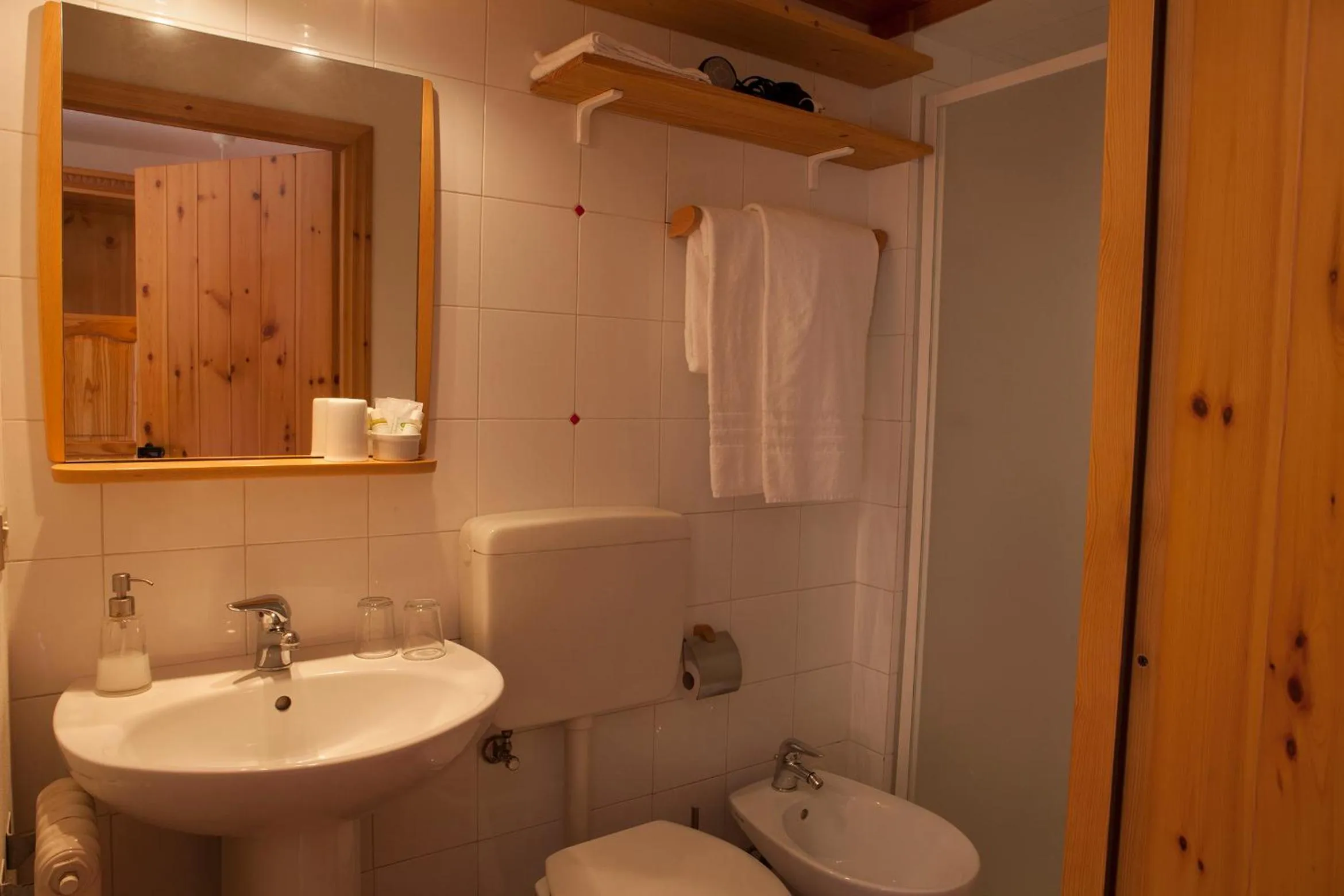Shower in Le Rosier B&B e Appartamento