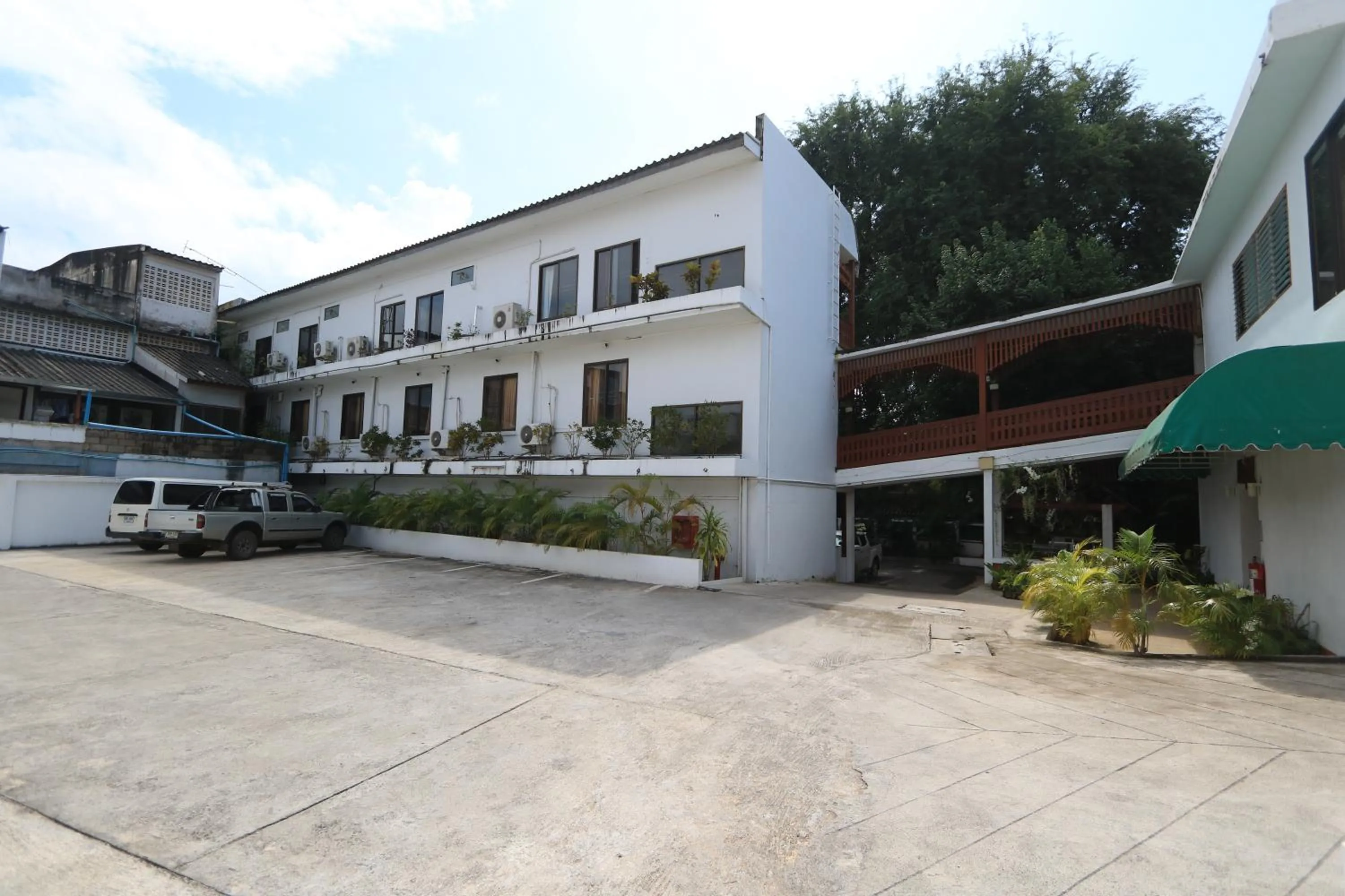 Baiyoke Chalet Hotel