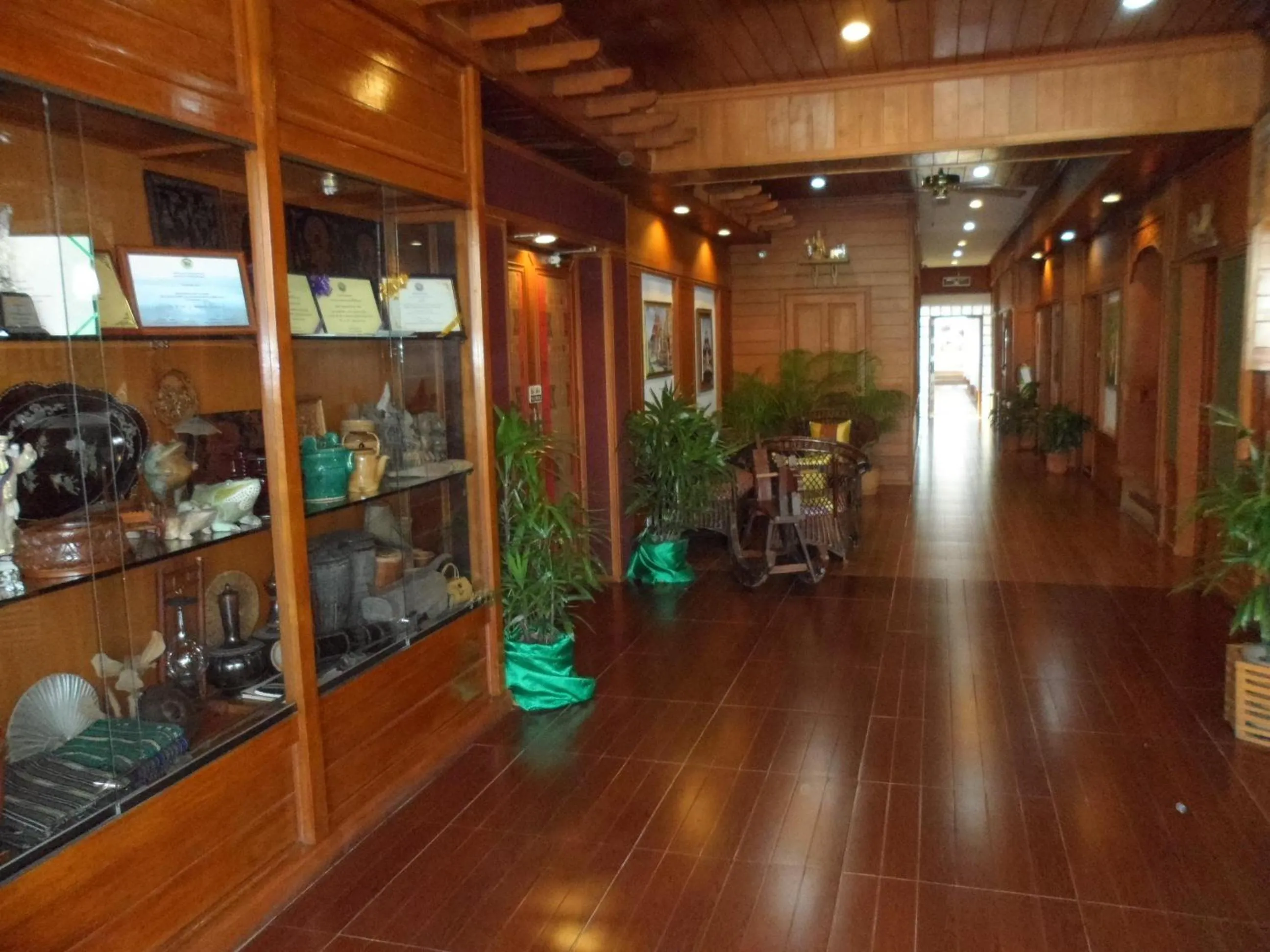 Baiyoke Chalet Hotel