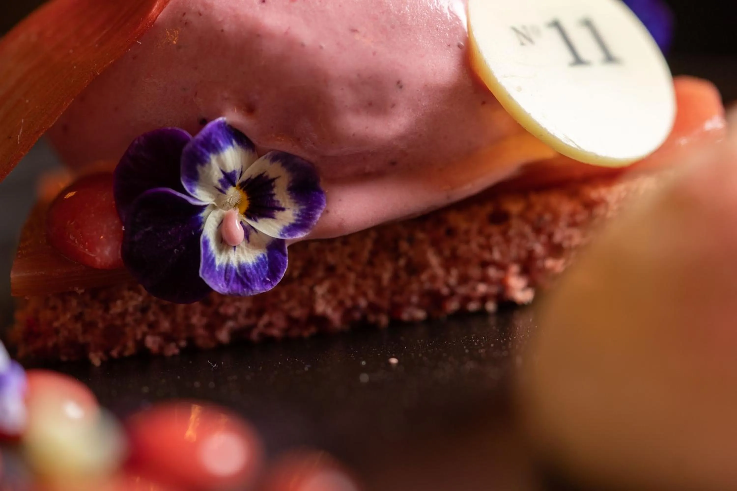 Restaurant/places to eat in No11 Boutique Hotel & Brasserie