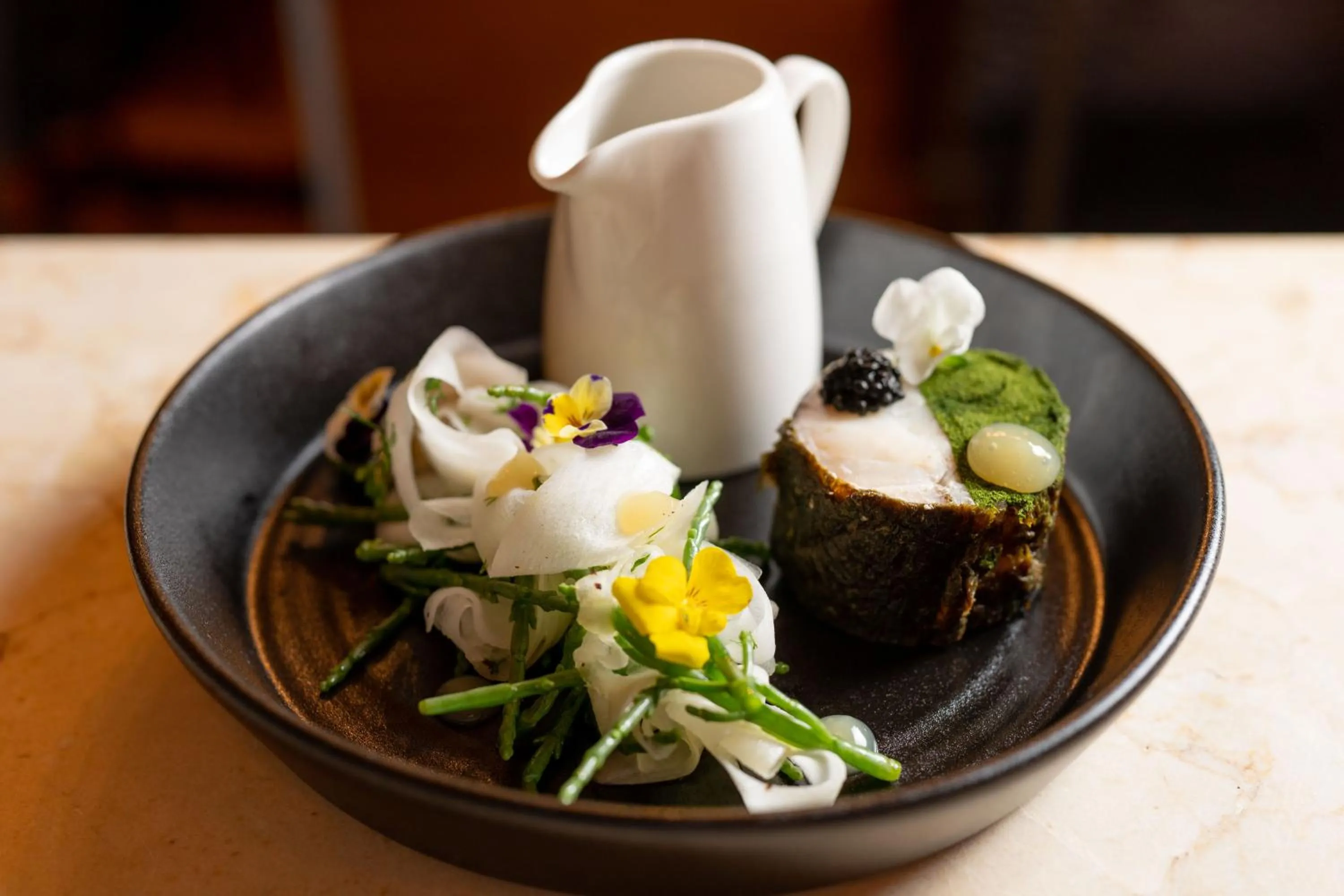 Restaurant/places to eat in No11 Boutique Hotel & Brasserie