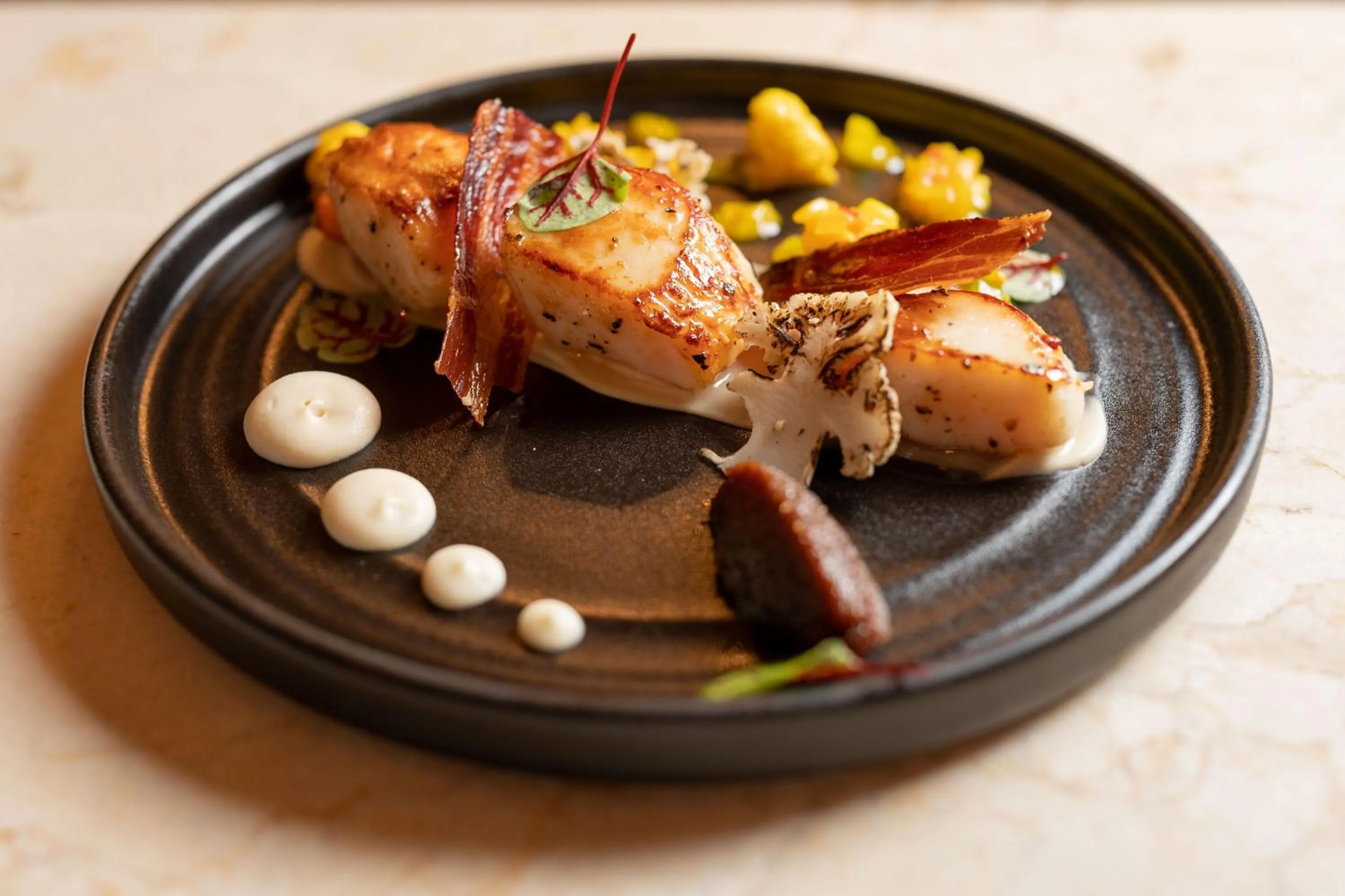 Restaurant/places to eat in No11 Boutique Hotel & Brasserie